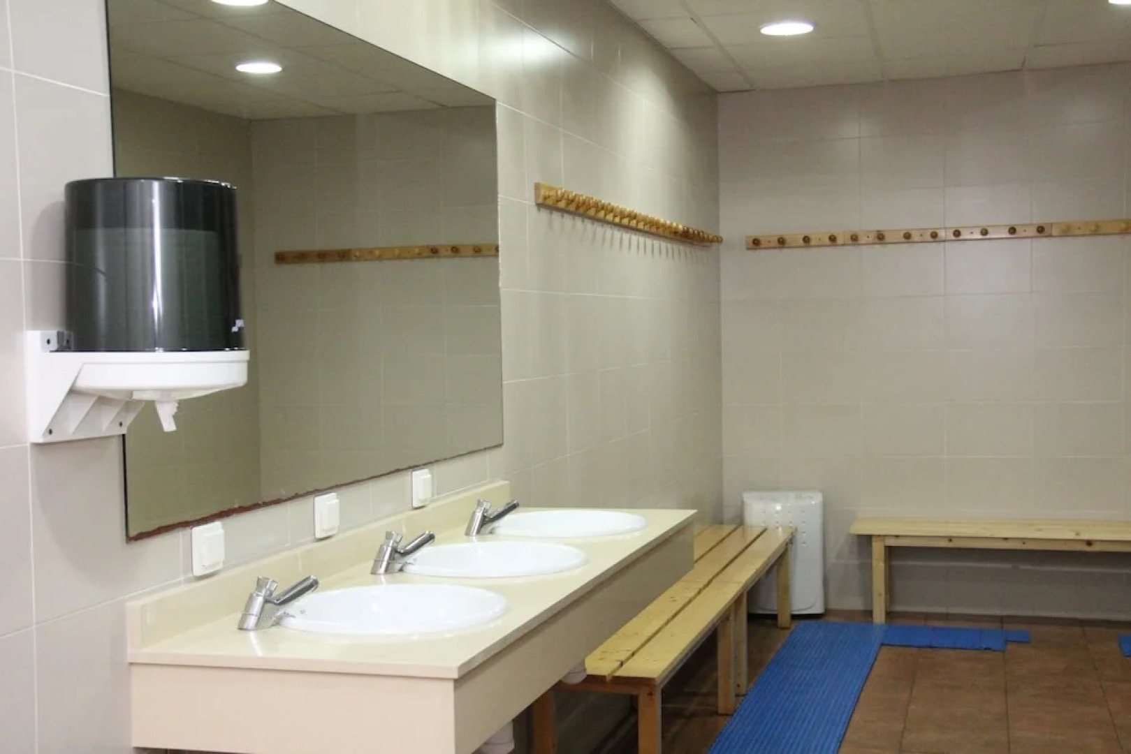 Hostel & Gym Relise - Albergue Juvenil