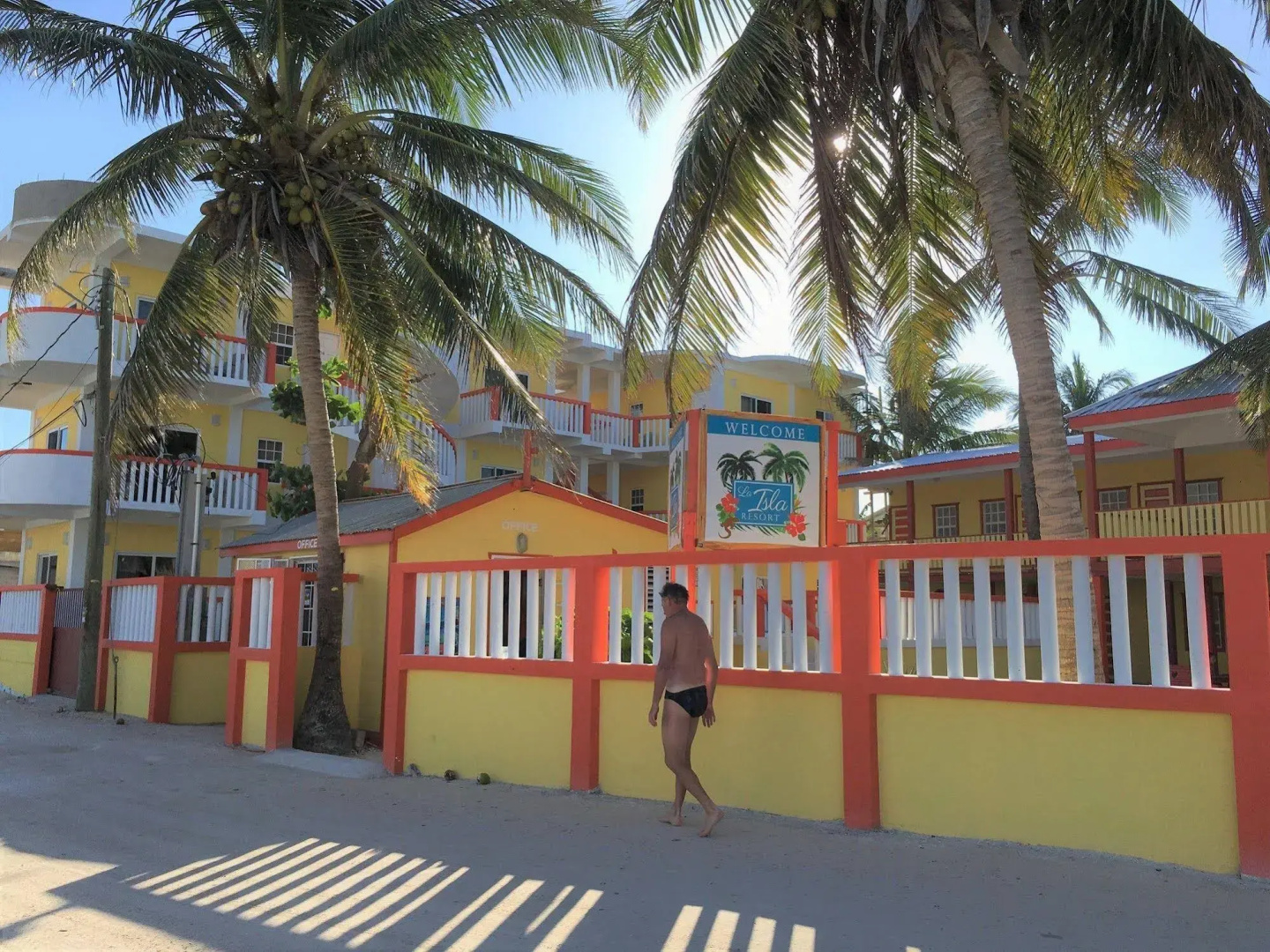La Isla Resort