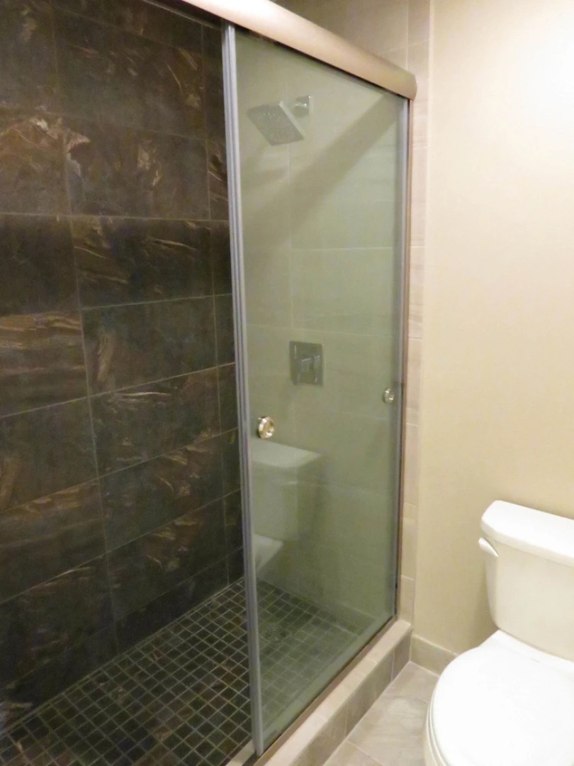 Edgewater Hotel and Suites