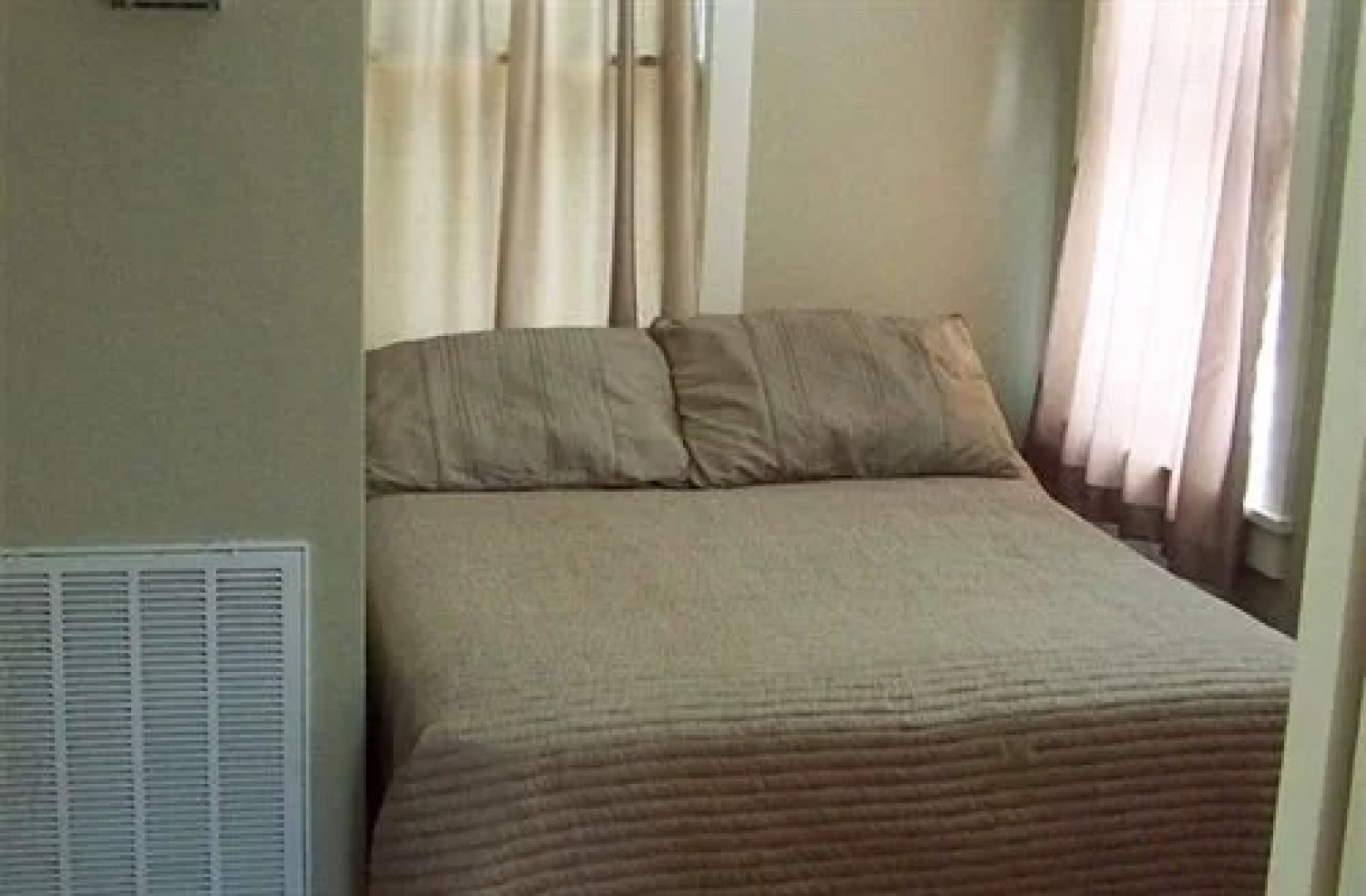 Crystal Cove Bed and Breakfast