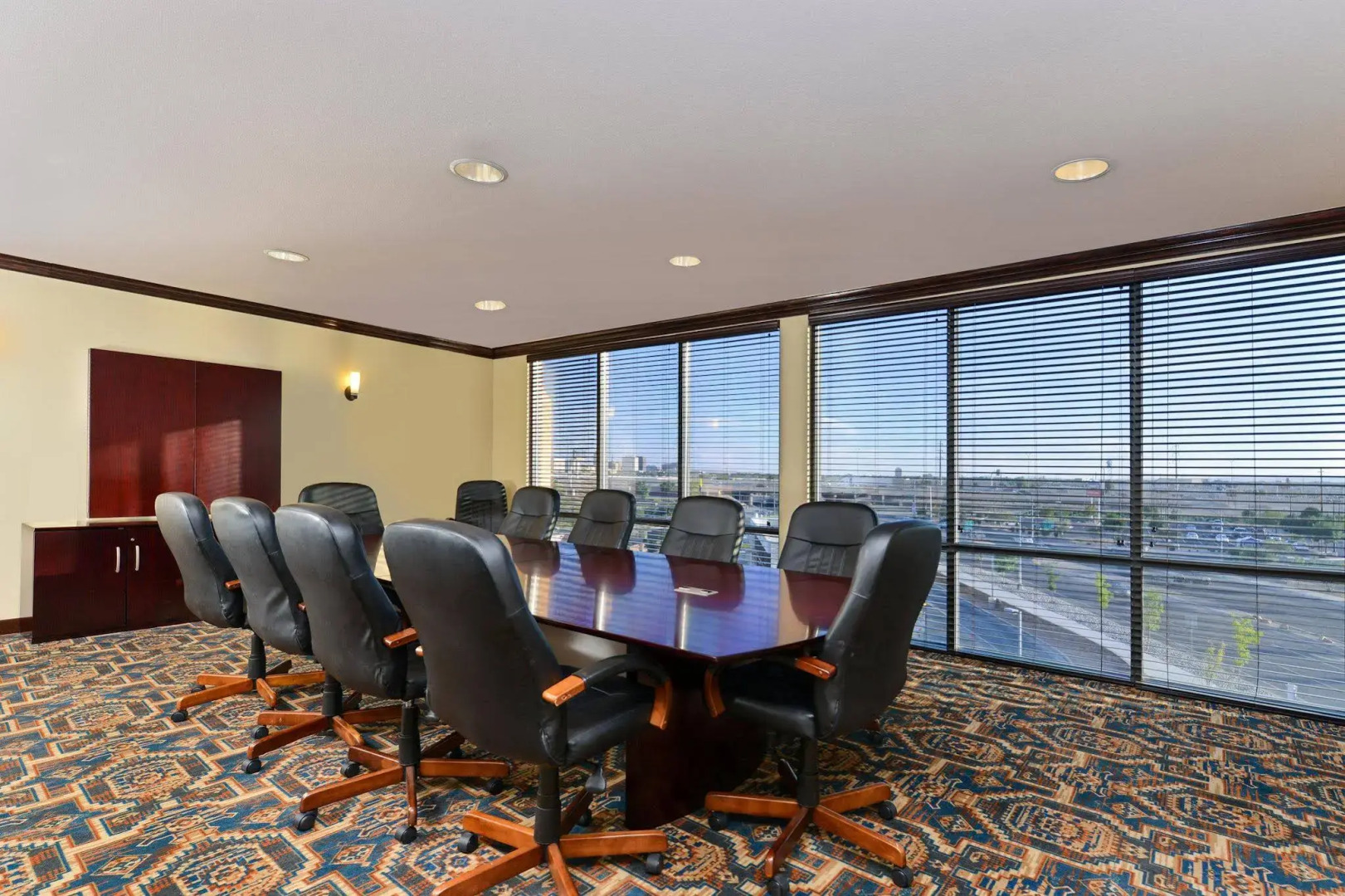 Holiday Inn Express & Suites Albuquerque Historic Old Town by IHG