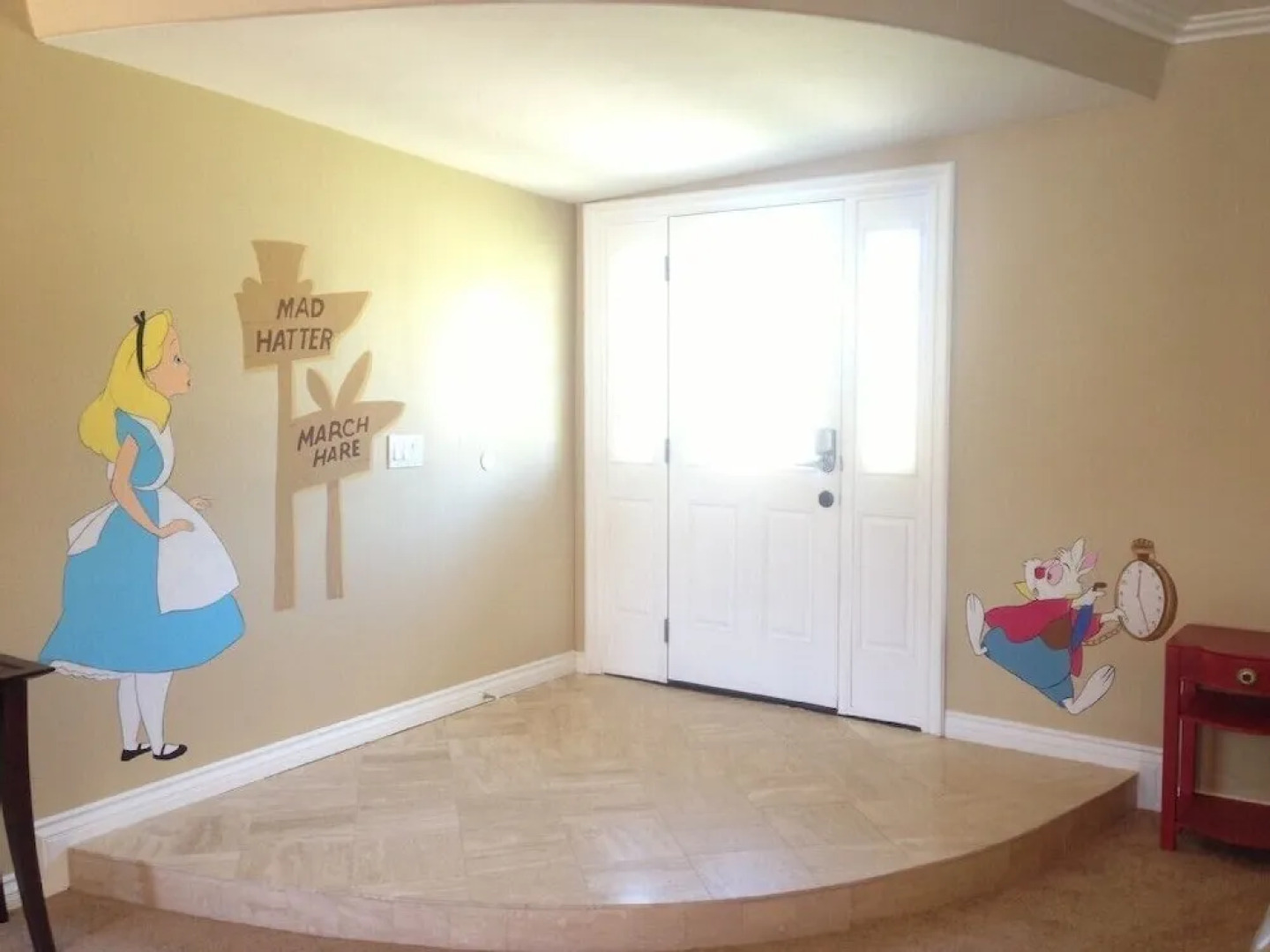 The Wonderland House 5 Bedrooms 3 Bathrooms Home