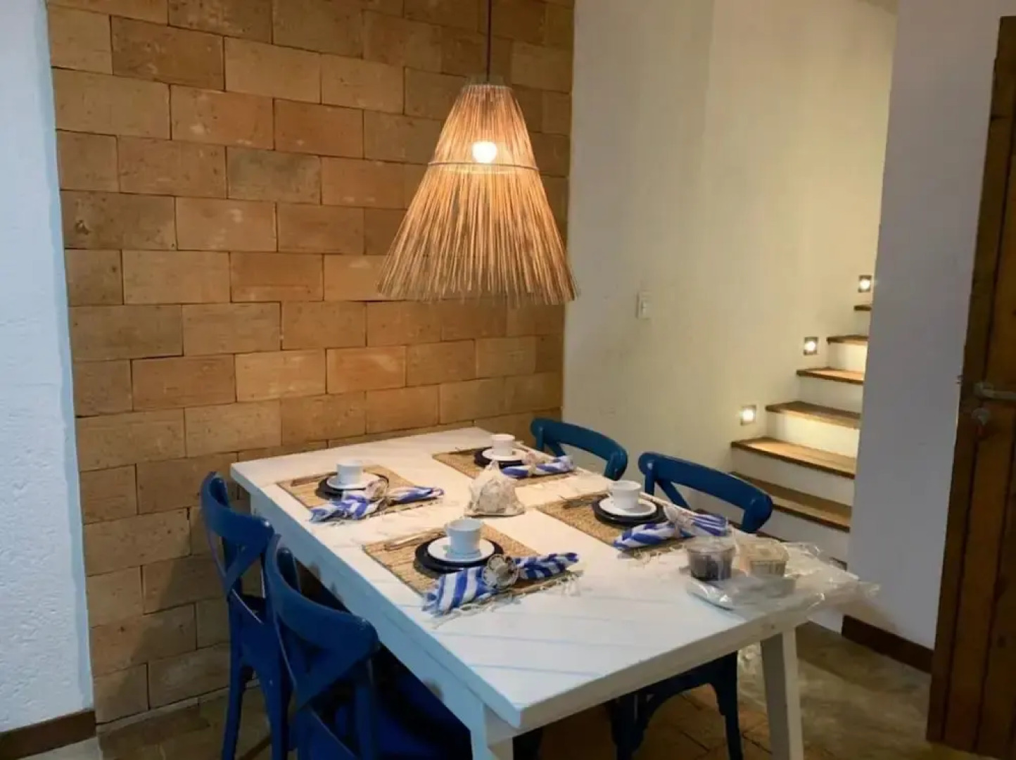 Charmosa Casa a 50m da Praia do Marceneiro