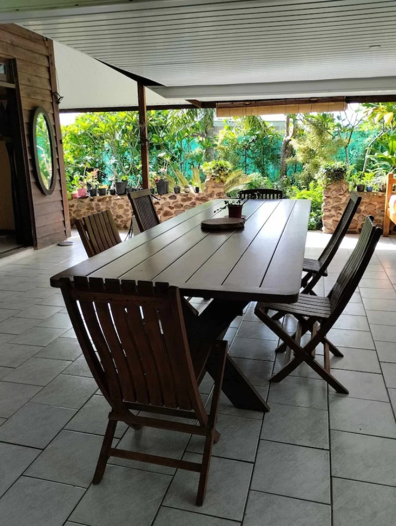 Villa Temae Beach