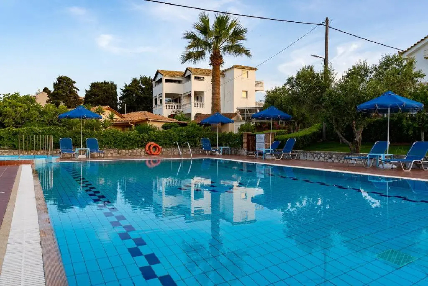 Ionio Holidays Katerina Apartments
