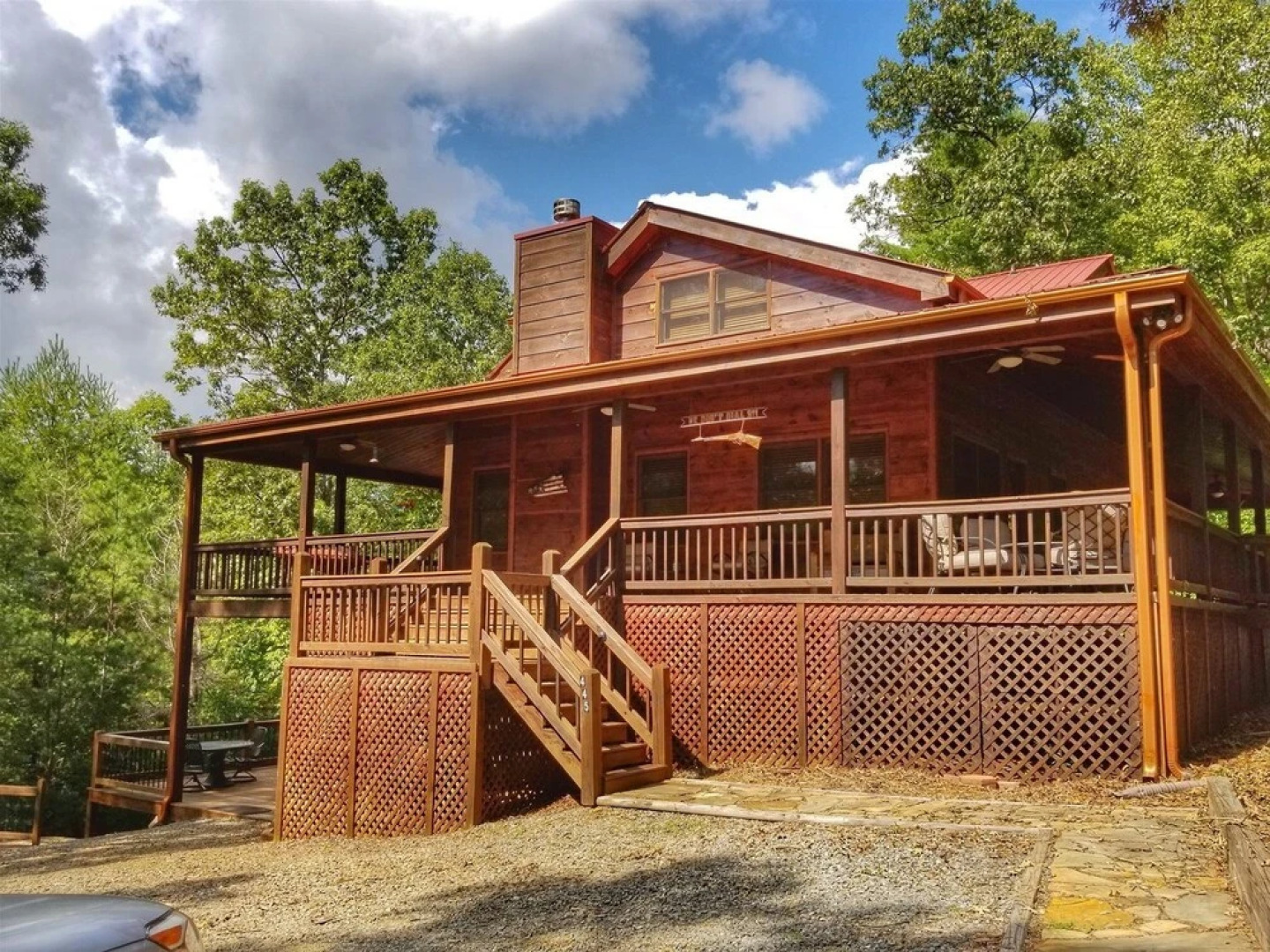 Snuggled Inn - Blue Ridge Ga