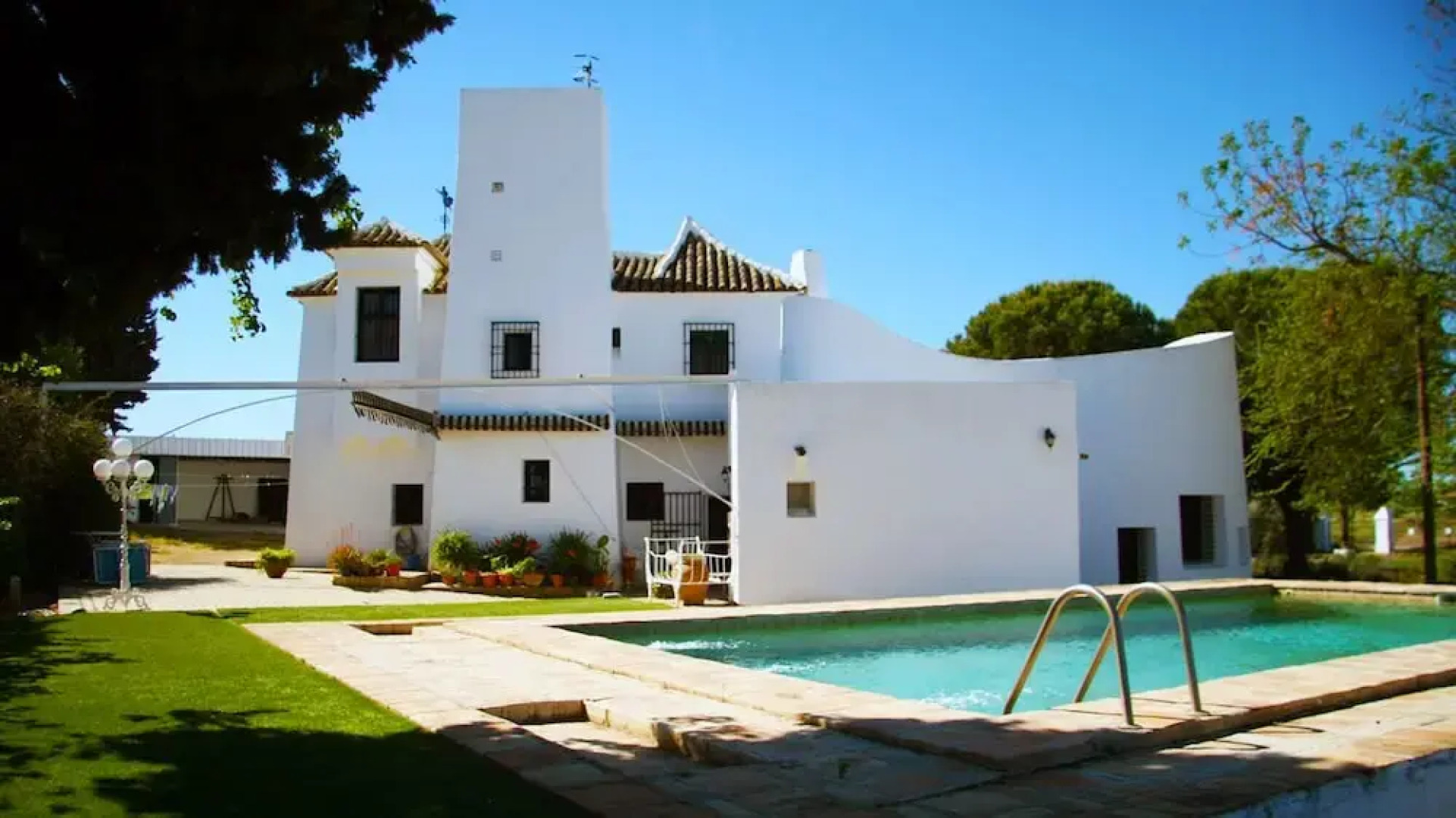 Vi?a Meneses, Holiday Home With Spectacular Architecture
