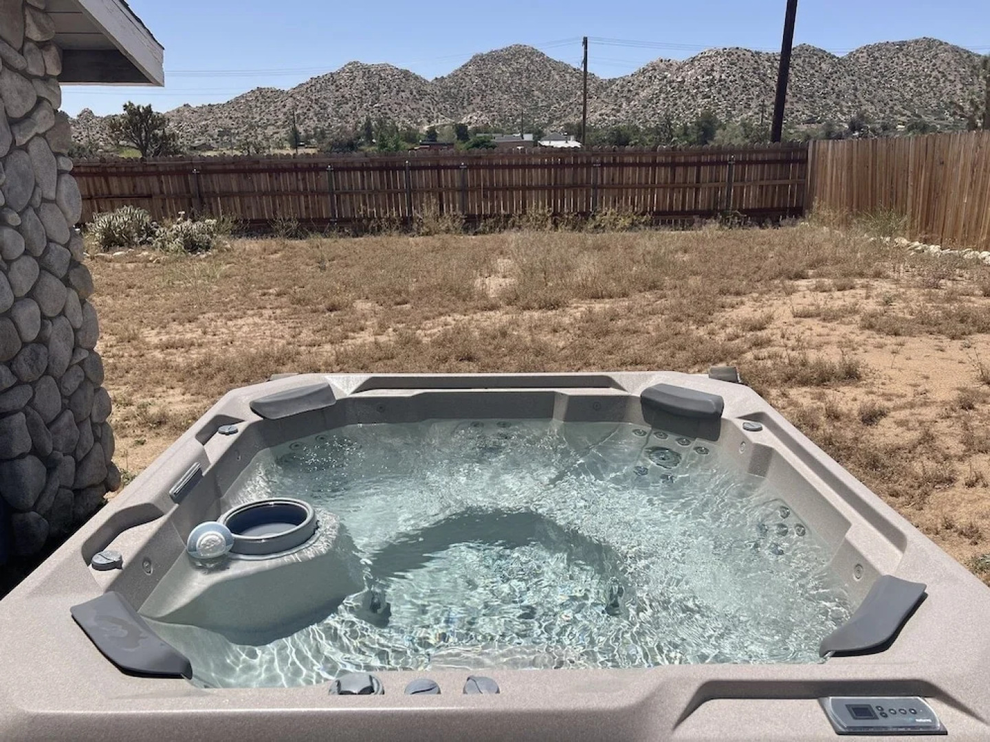 Rawhide Ranch - Walk To Pappy And Harriet's With Hot Tub! 3 Bedroom Home by RedAwning