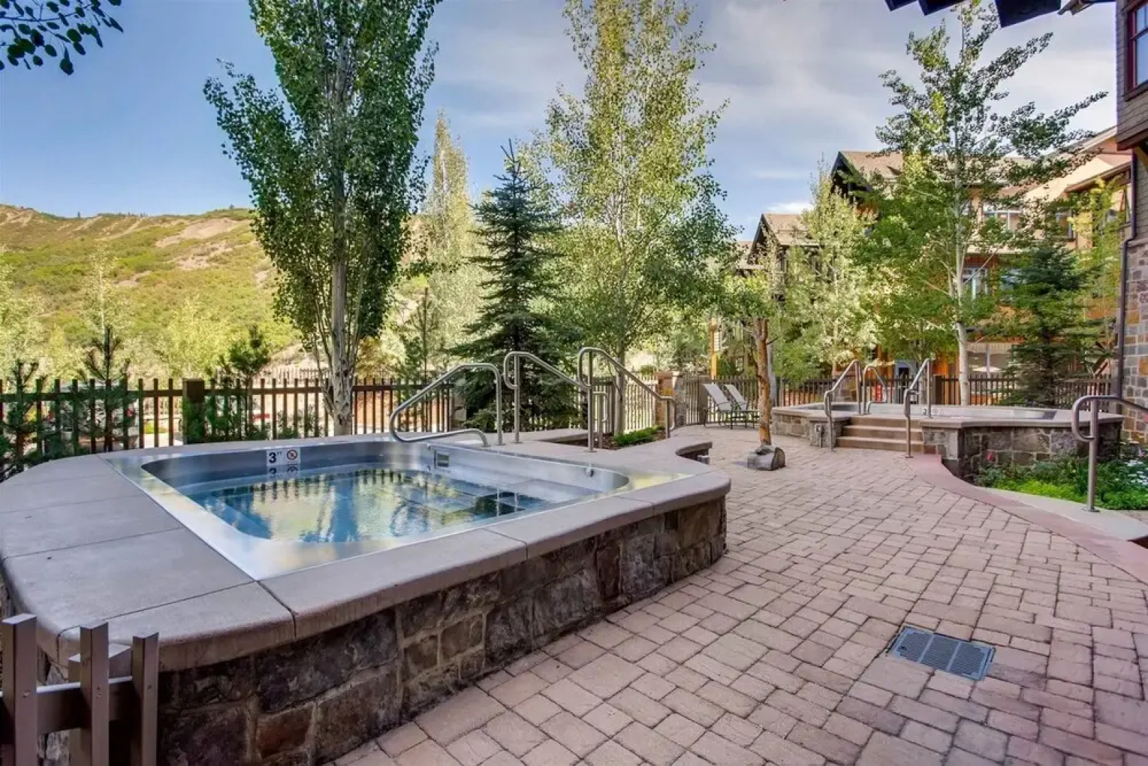 Luxury Ski in, Ski out 3 Bedroom Mountain Resort Vacation Rental in the Heart of Snowmass Base Village