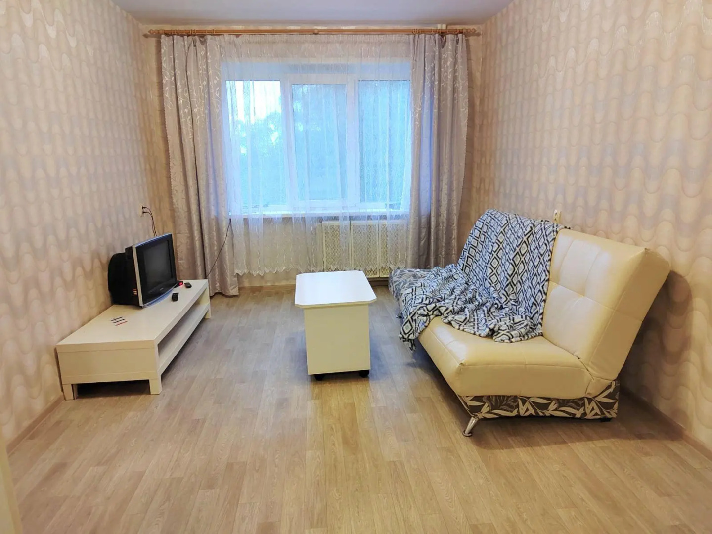 Барбарис на улице Пятилетки 103