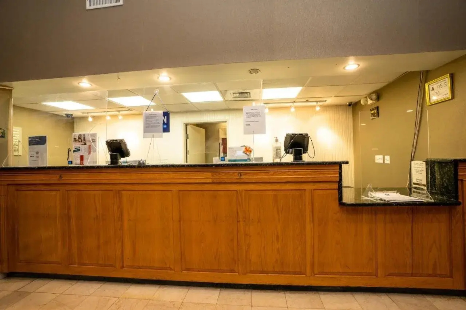 Econo Lodge Raleigh near Walnut Creek Amphitheatre