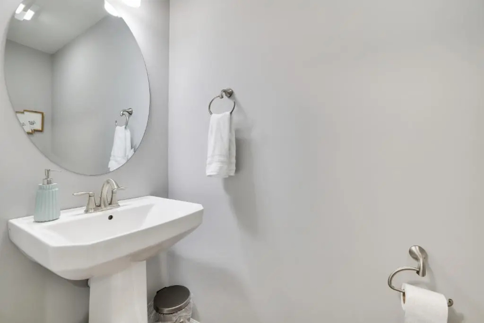 New Build-Modern 4BR, Kid-Friendly Home In Poconos