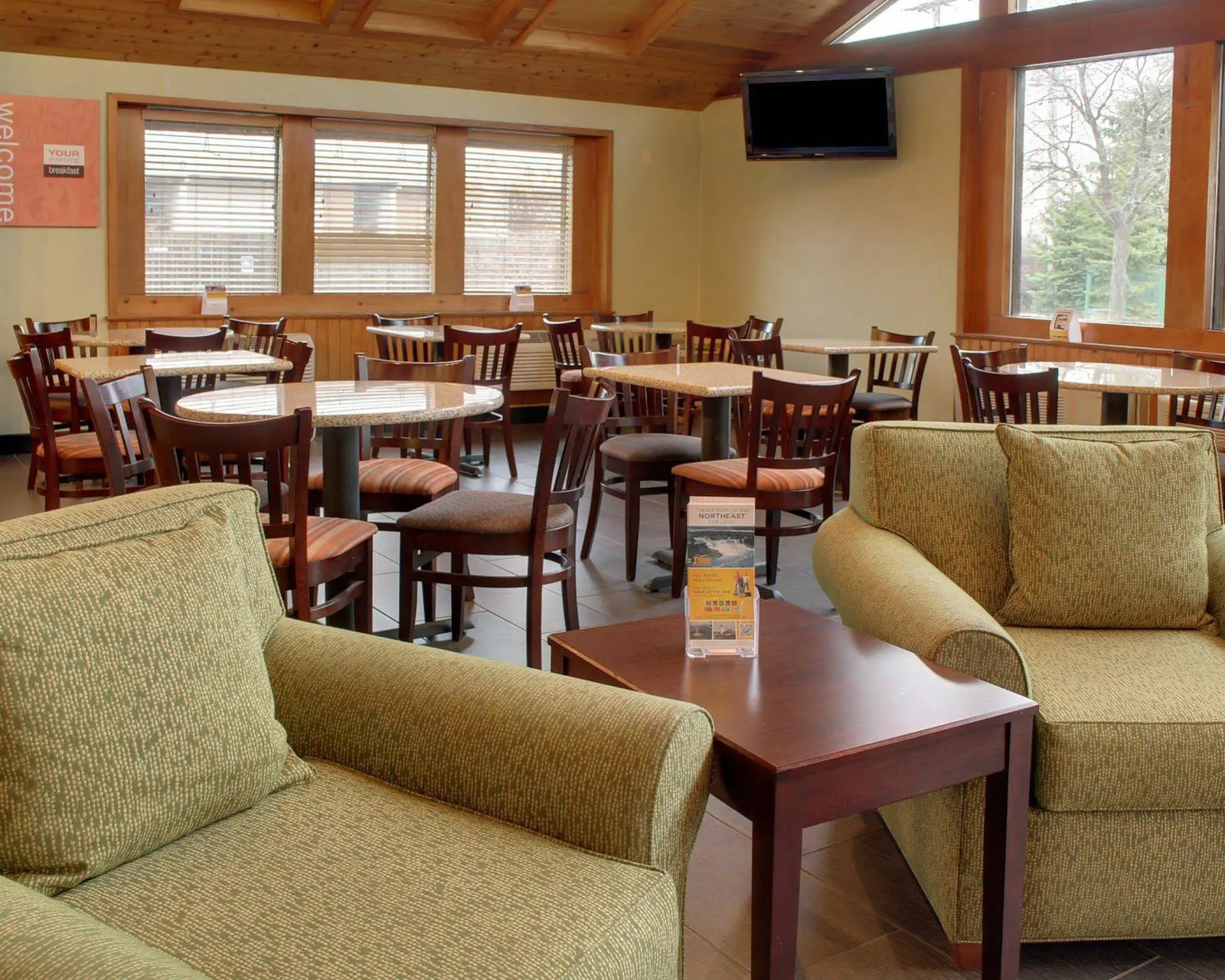 Comfort Inn & Suites Syracuse-Carrier Circle