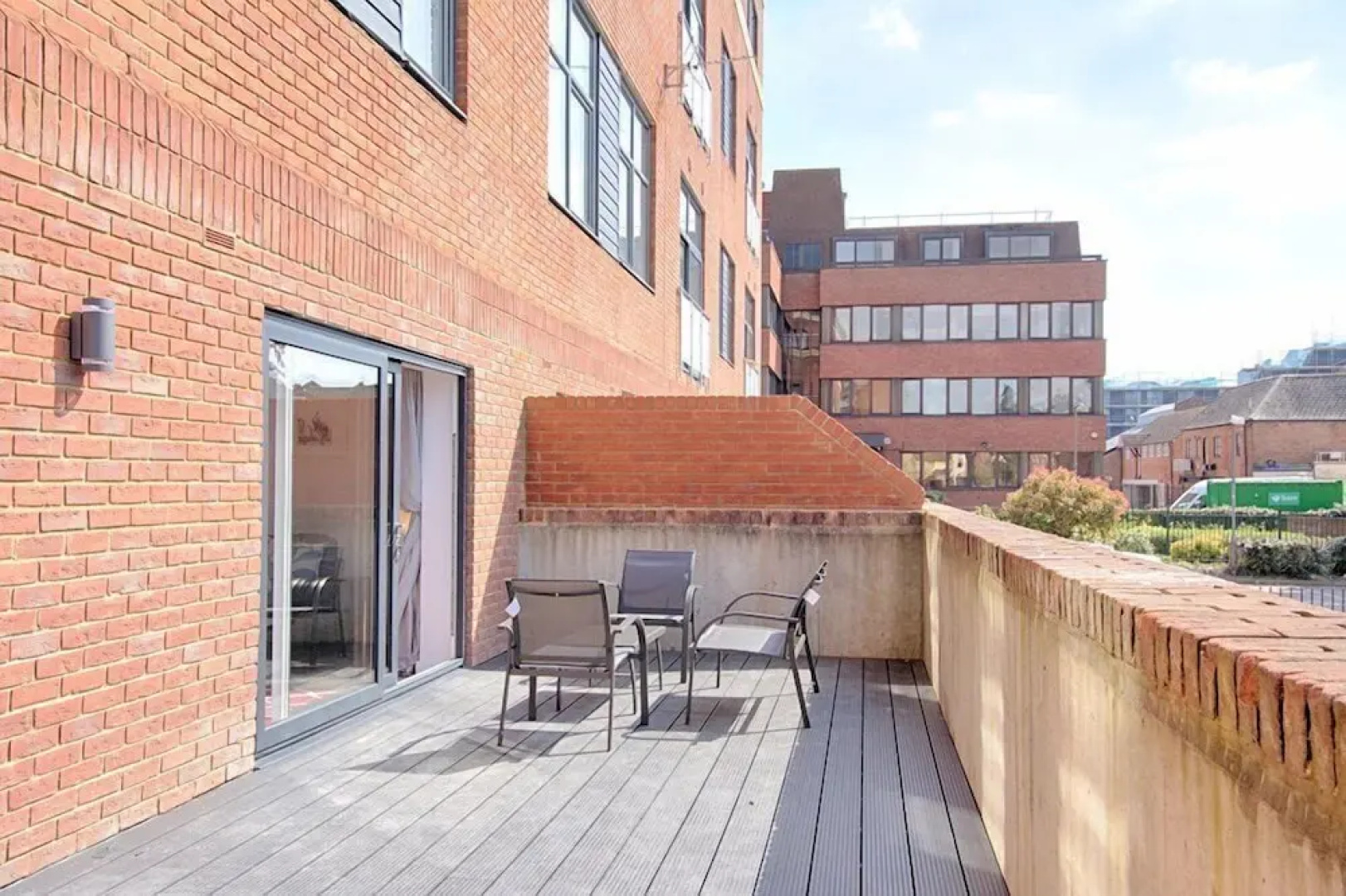 Roomspace Apartments -Bradley Court