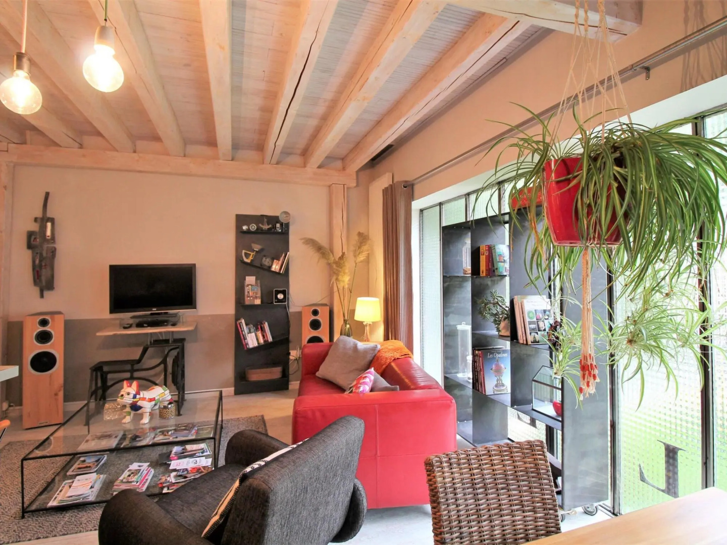 Quaint Holiday Home in Saint-Quirin with hot tub, nice view