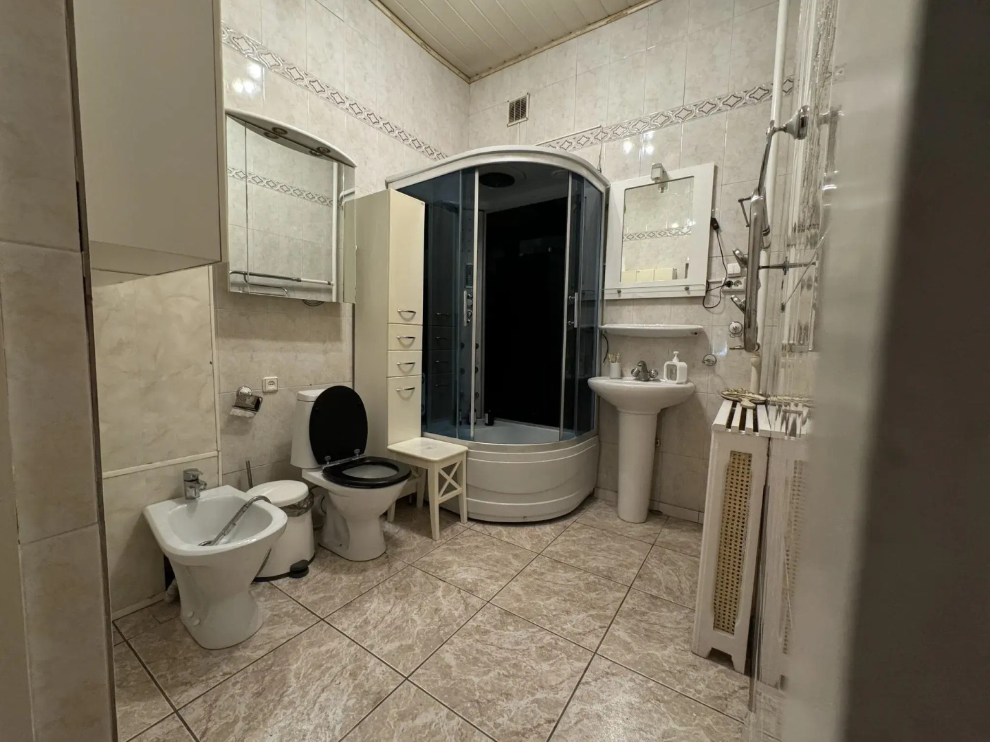 Коттеджи в деревне Грибки