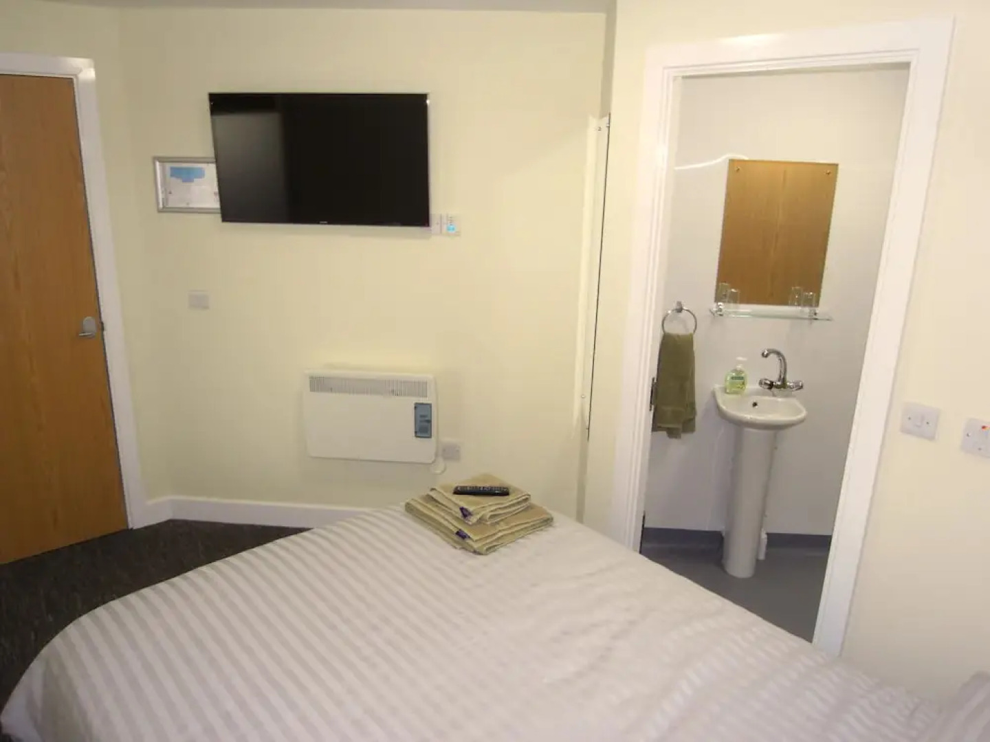 Roadking Rooms Holyhead