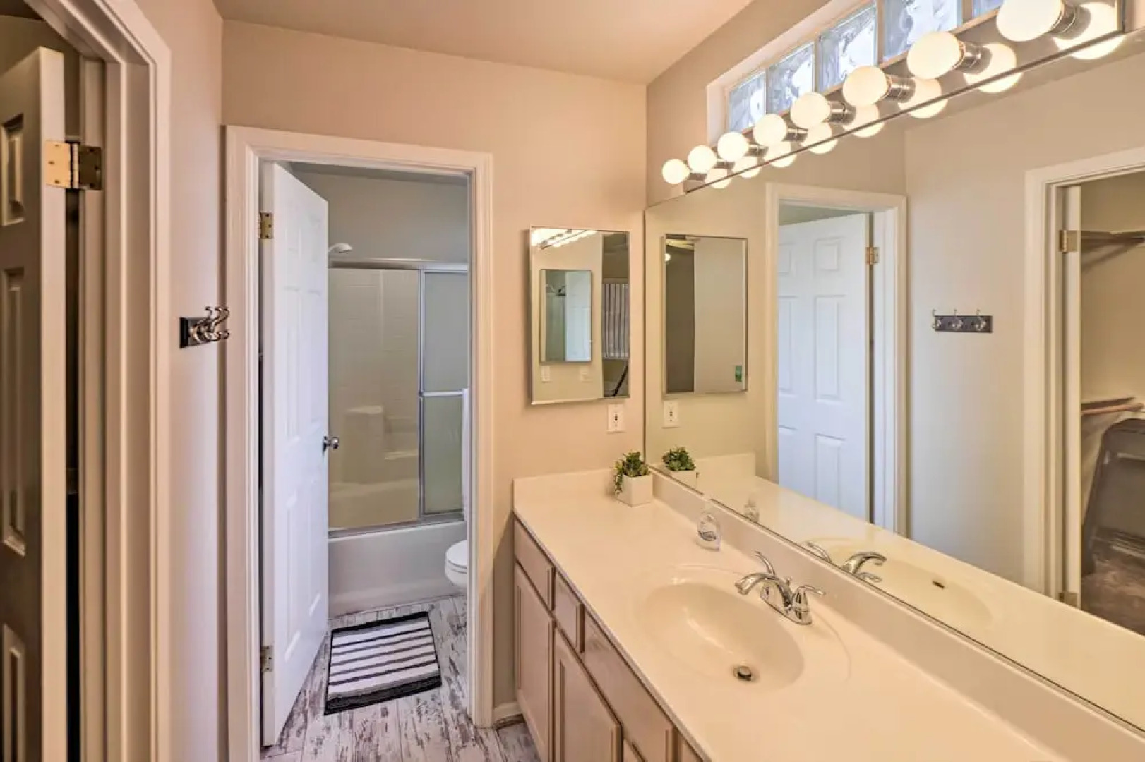 Fort Mohave Home w/ Hot Tub: 4 Mi to CO River!