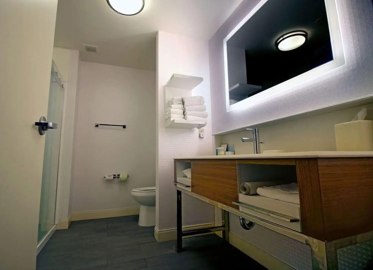 Hampton Inn & Suites Tacoma