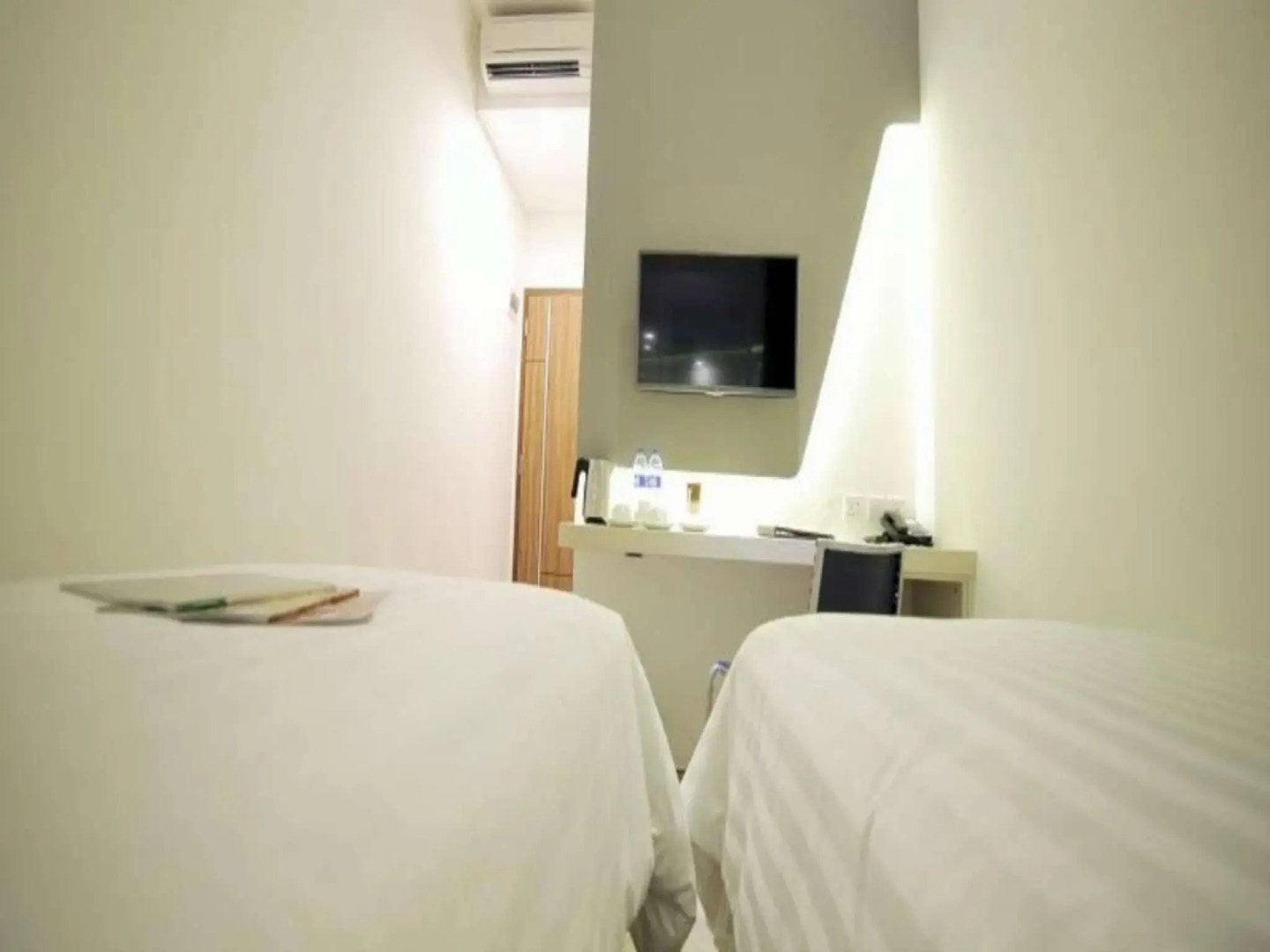 Ozone Hotel Pantai Indah Kapuk