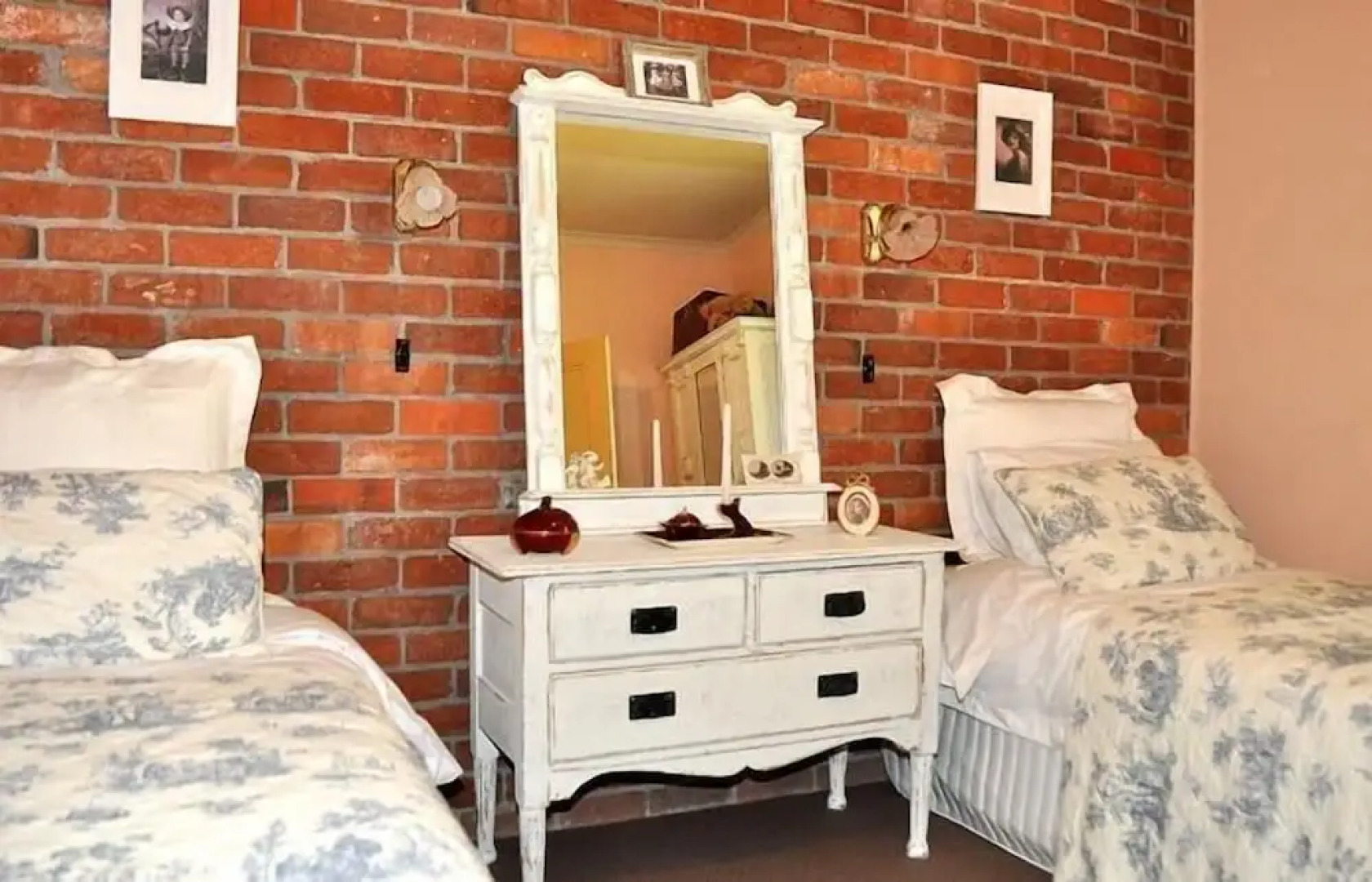 Killynaught Spa Cottages