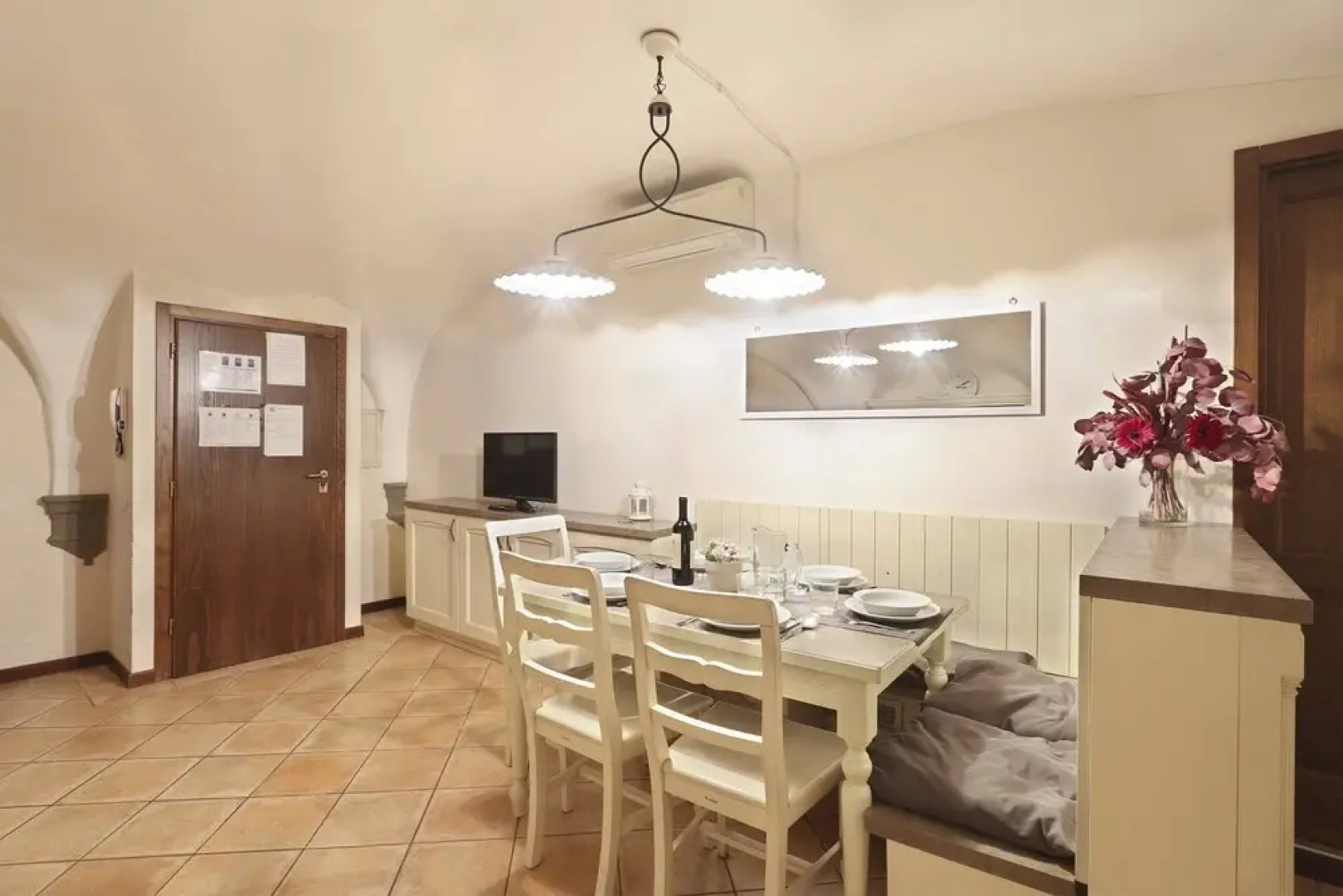 Short-let Florence apartment 3 bedrooms Mercato Centrale