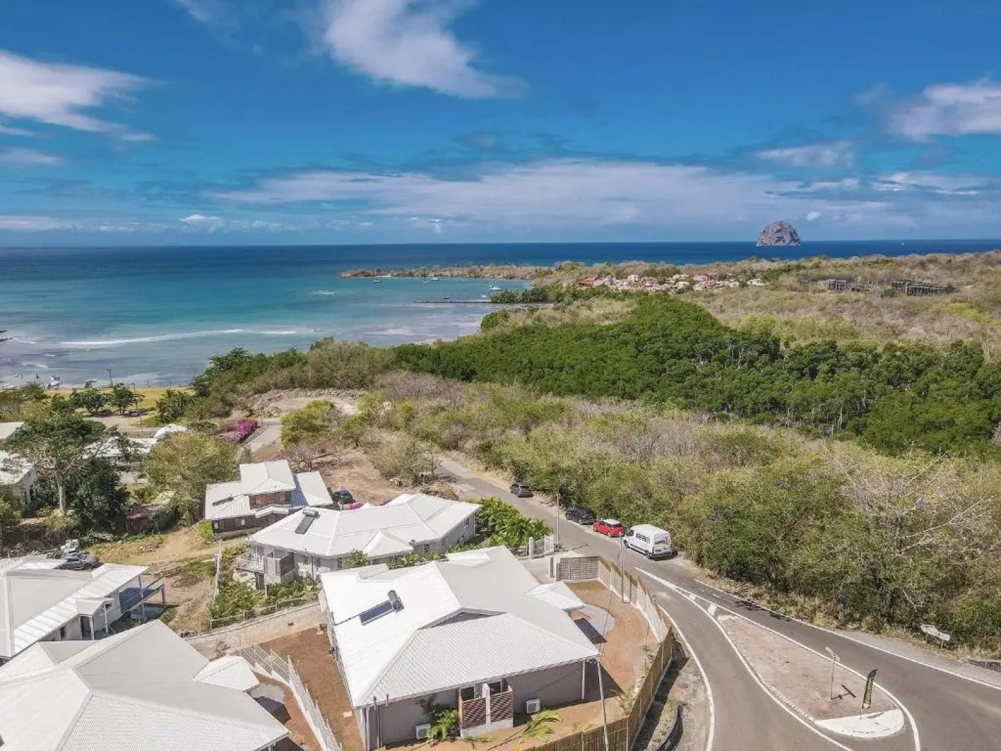Villa Martinique Diamant, resplendissante, 3ch, piscine, vue mer