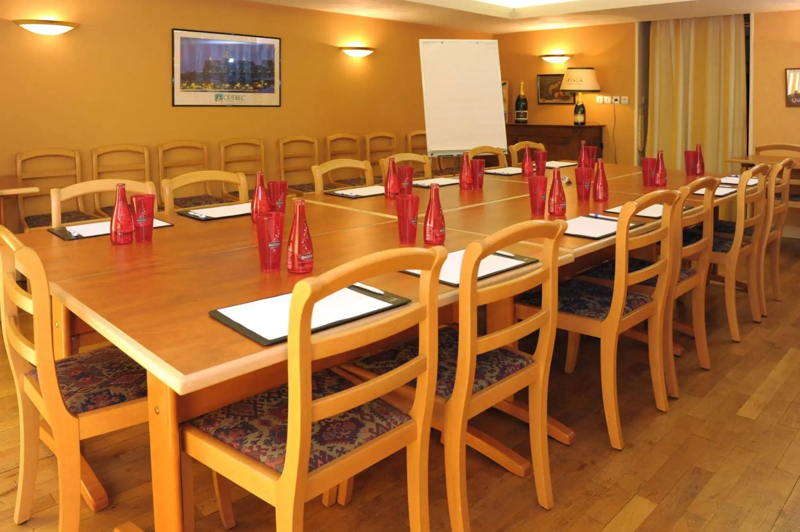 The Originals City, Hôtel de France