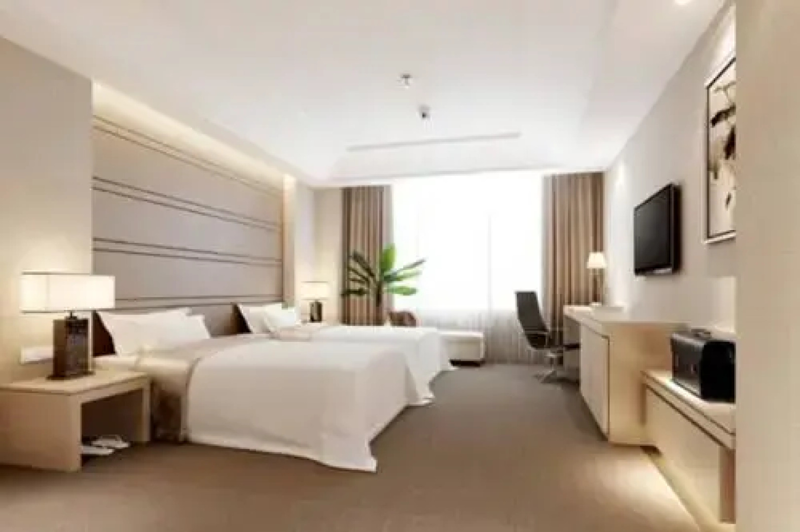 Longyue International Hotel