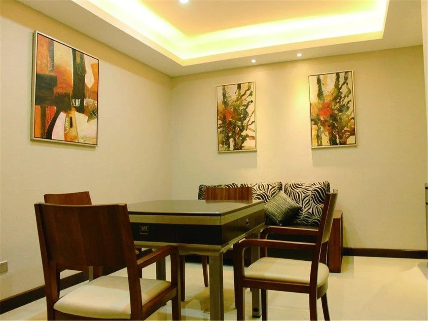 Datong Meijing Hotel