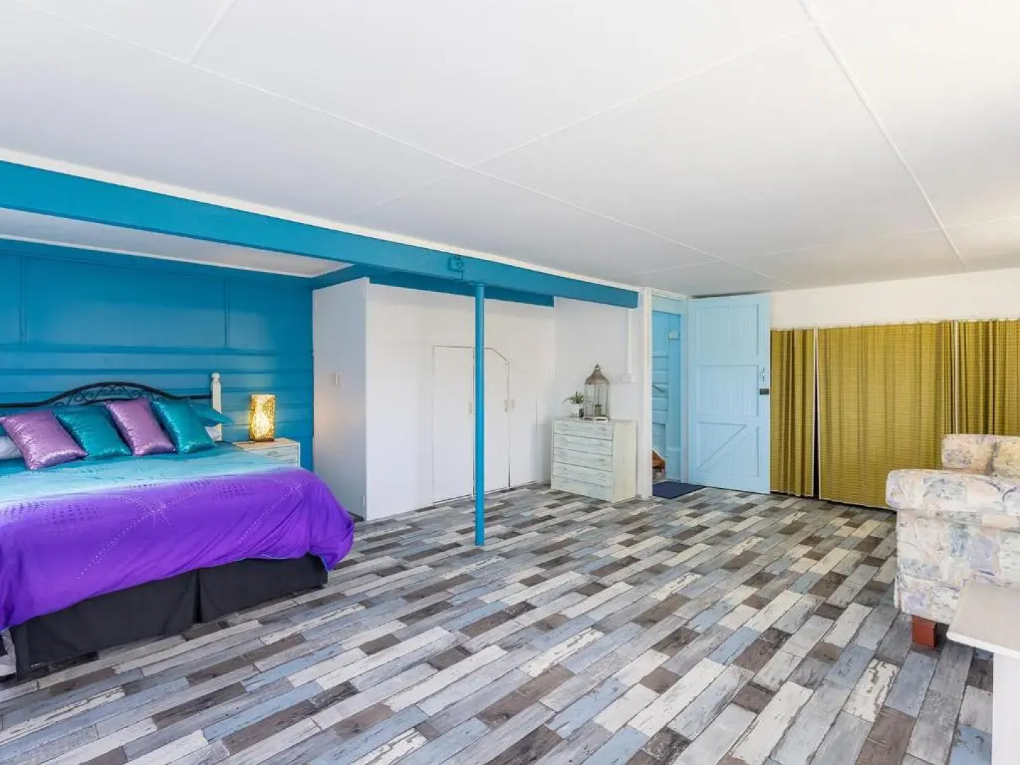 Golden Sands 2 Short Street