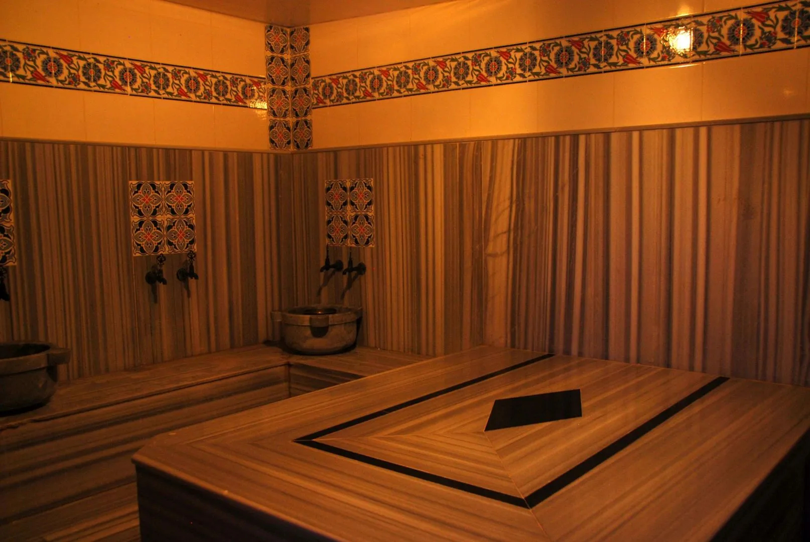 Monte Carlo Hotel - All Inclusive