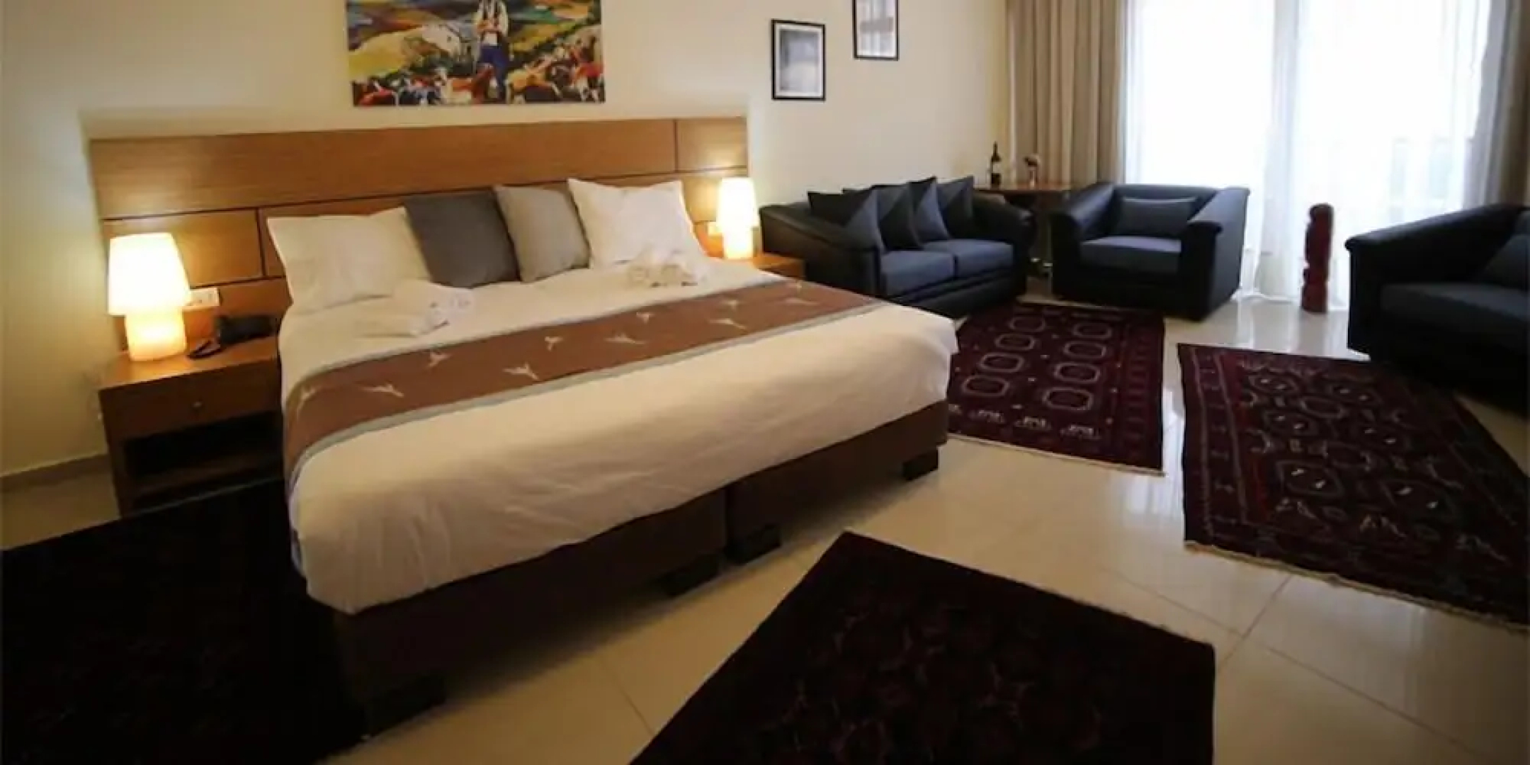 Sea Valley Suites