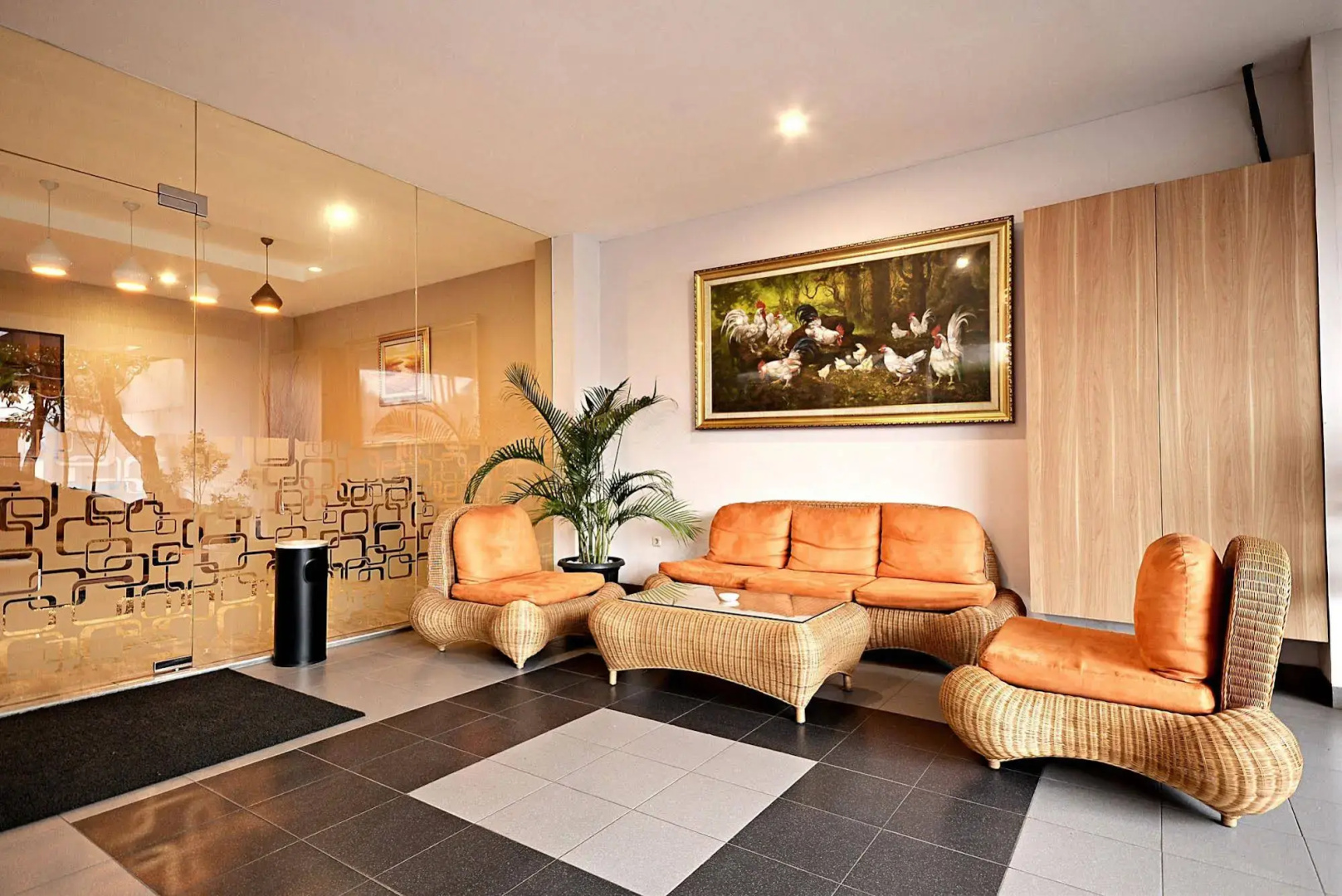Picasso Inn