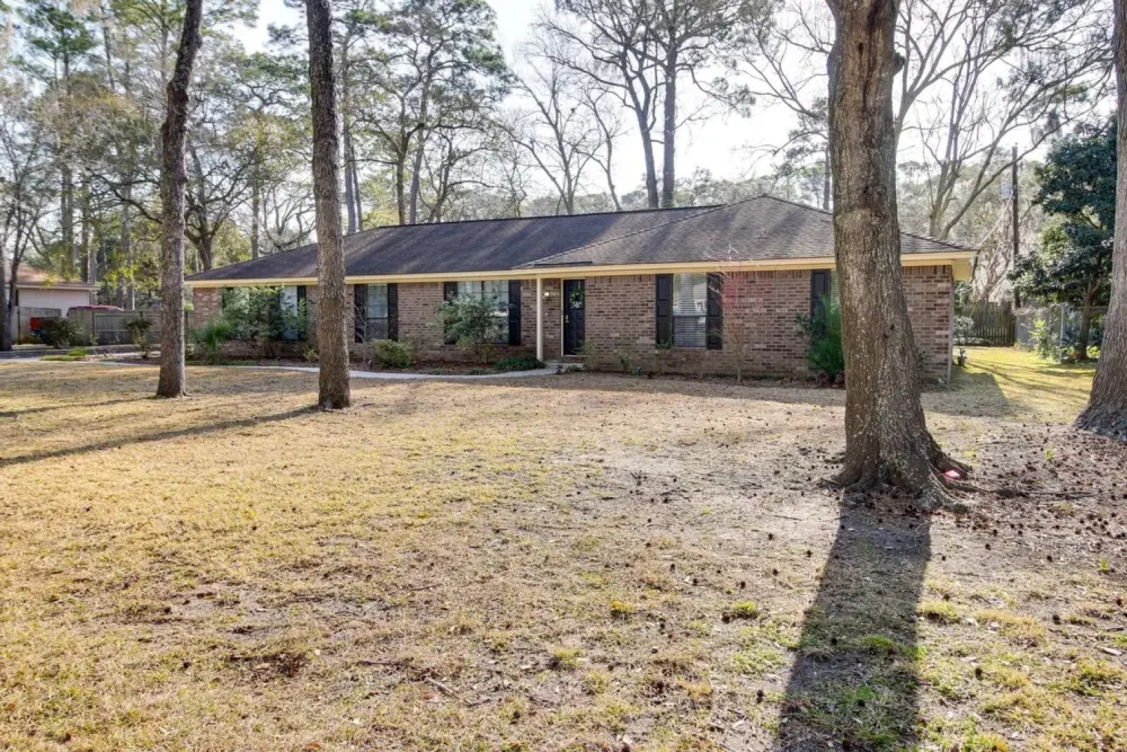 Single-Story Savannah Home W/ Private Backyard!