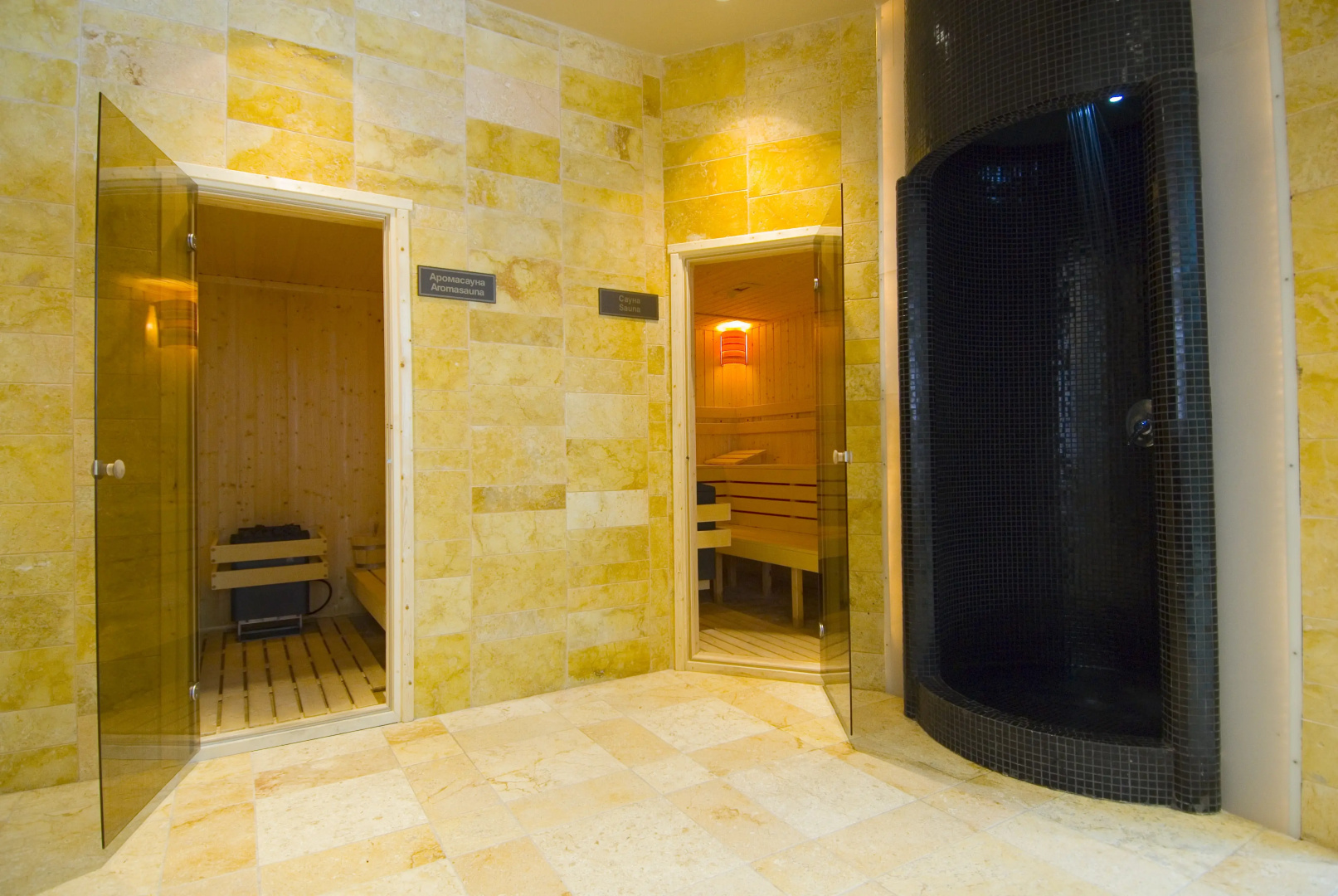 Radinas Way Hotel