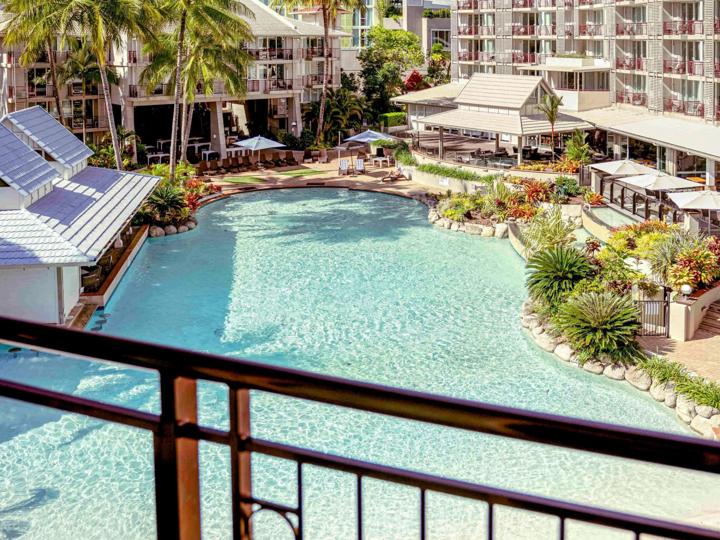 Novotel Cairns Oasis Resort