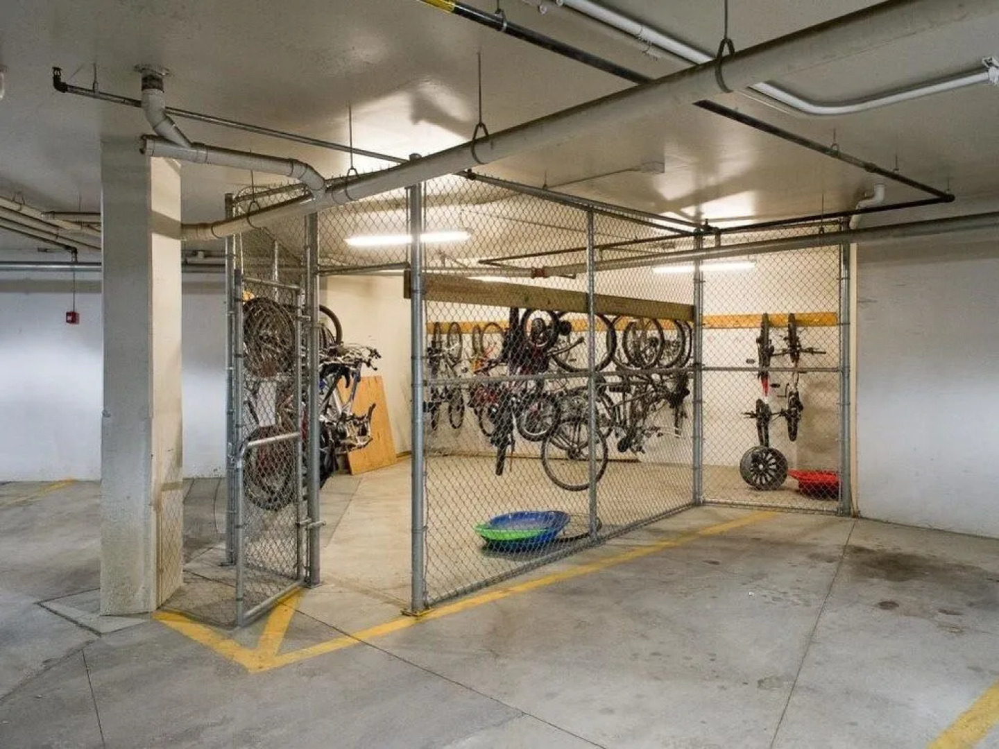 Contemporary Slopeside Condo