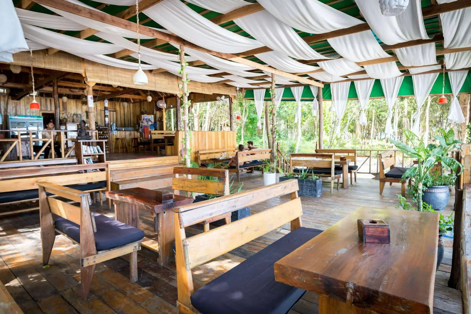 White Beach Bungalows