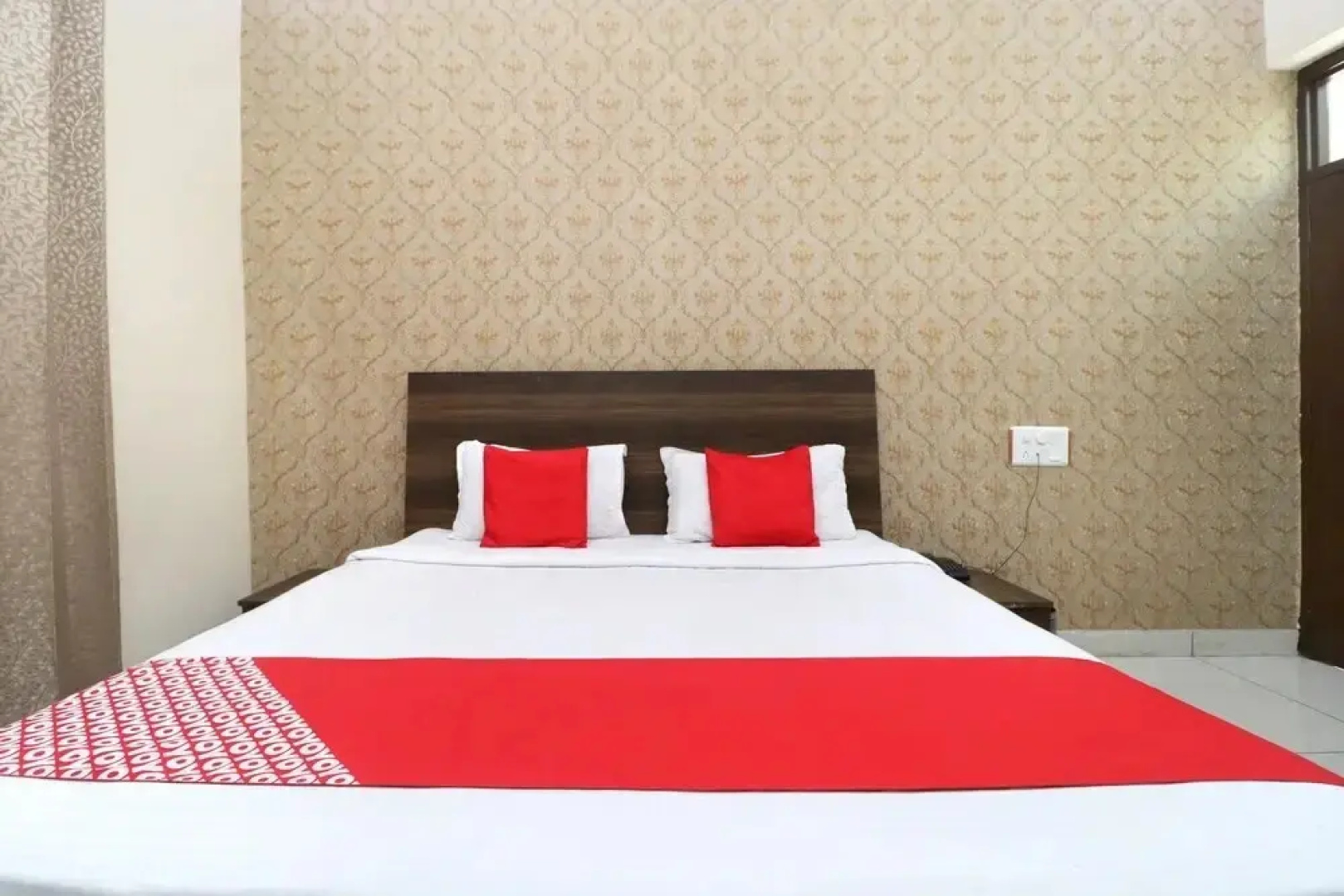 Samrat Regency By OYO Rooms