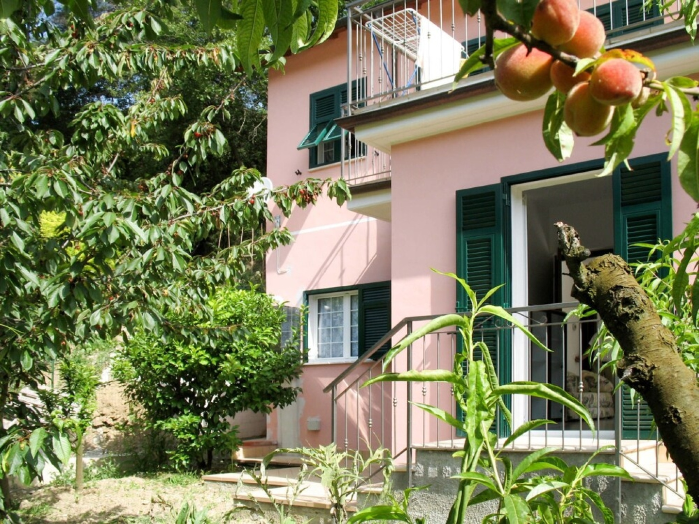Rosa Rossi in Rossi With 2 Bedrooms and 1 5 Bathrooms