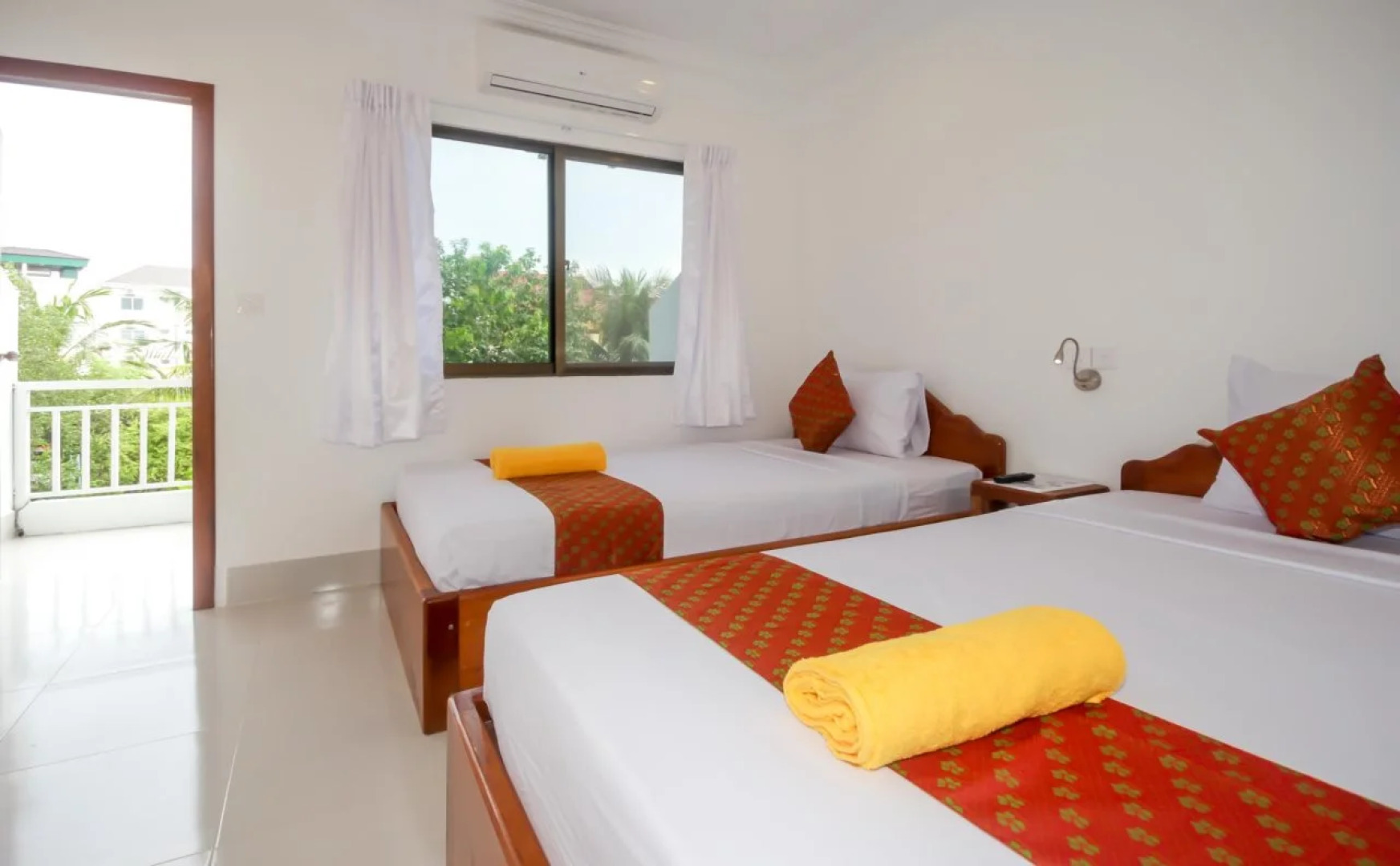 Blossoming Romduol Boutique - Hostel