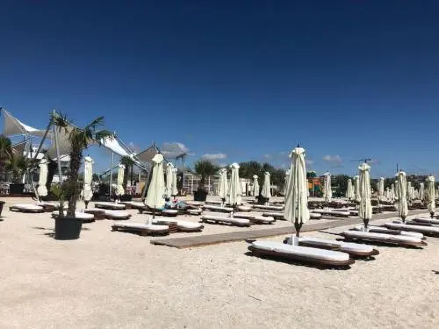 Ap.609 White Tower Mamaia Summerland