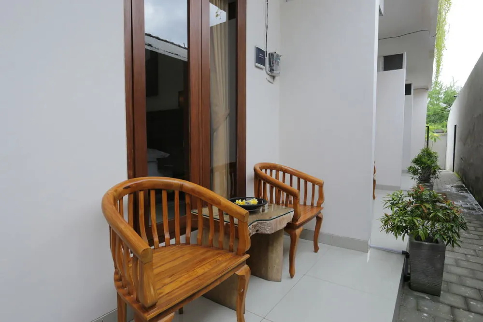 RedDoorz @ Mahendradatta Selatan