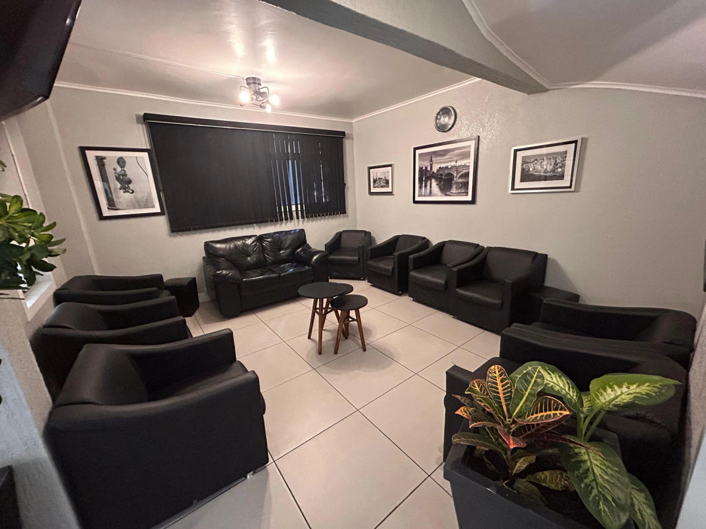 Calamares Hotel