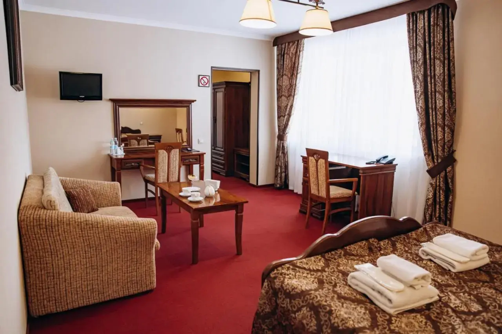 Sherwood Hotel