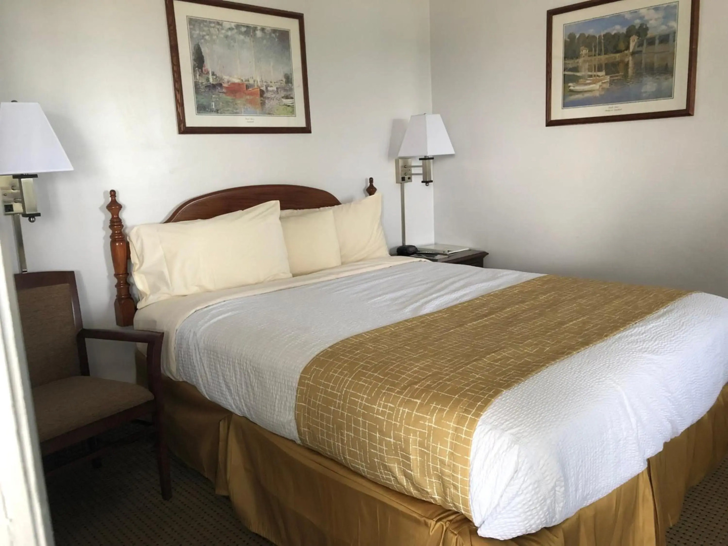 Travelodge by Wyndham Cape Cod Area