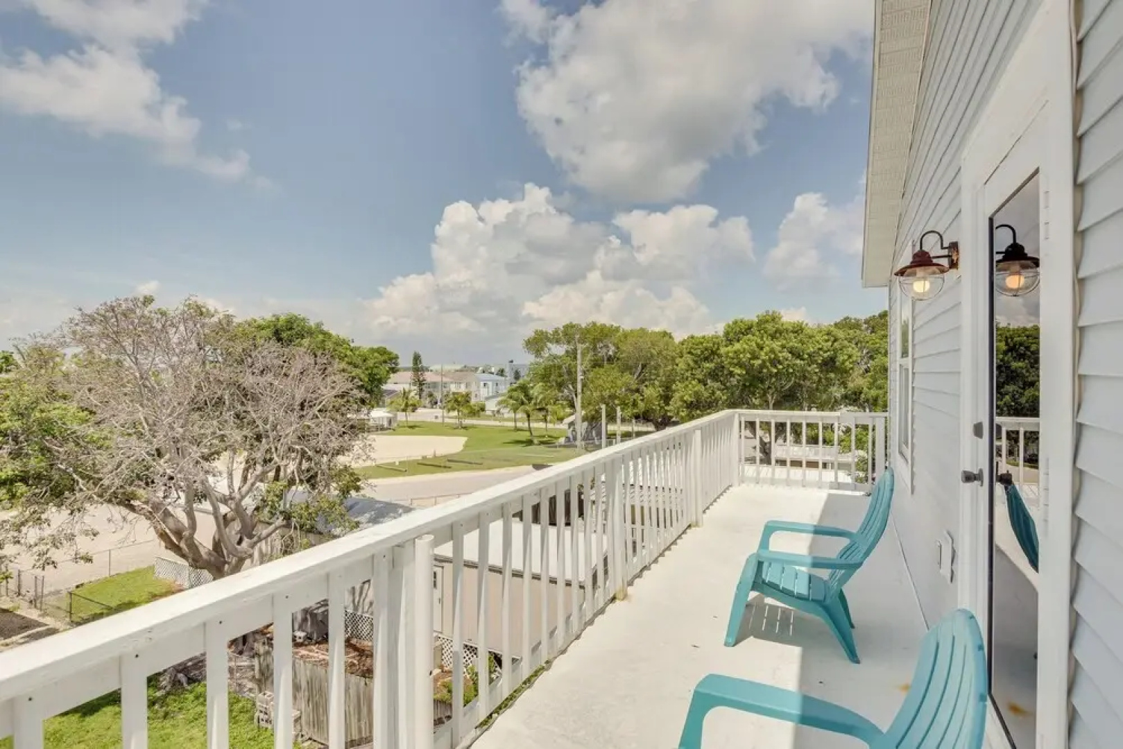 Sunny Key Largo Home w/ Golf Cart & Kayaks