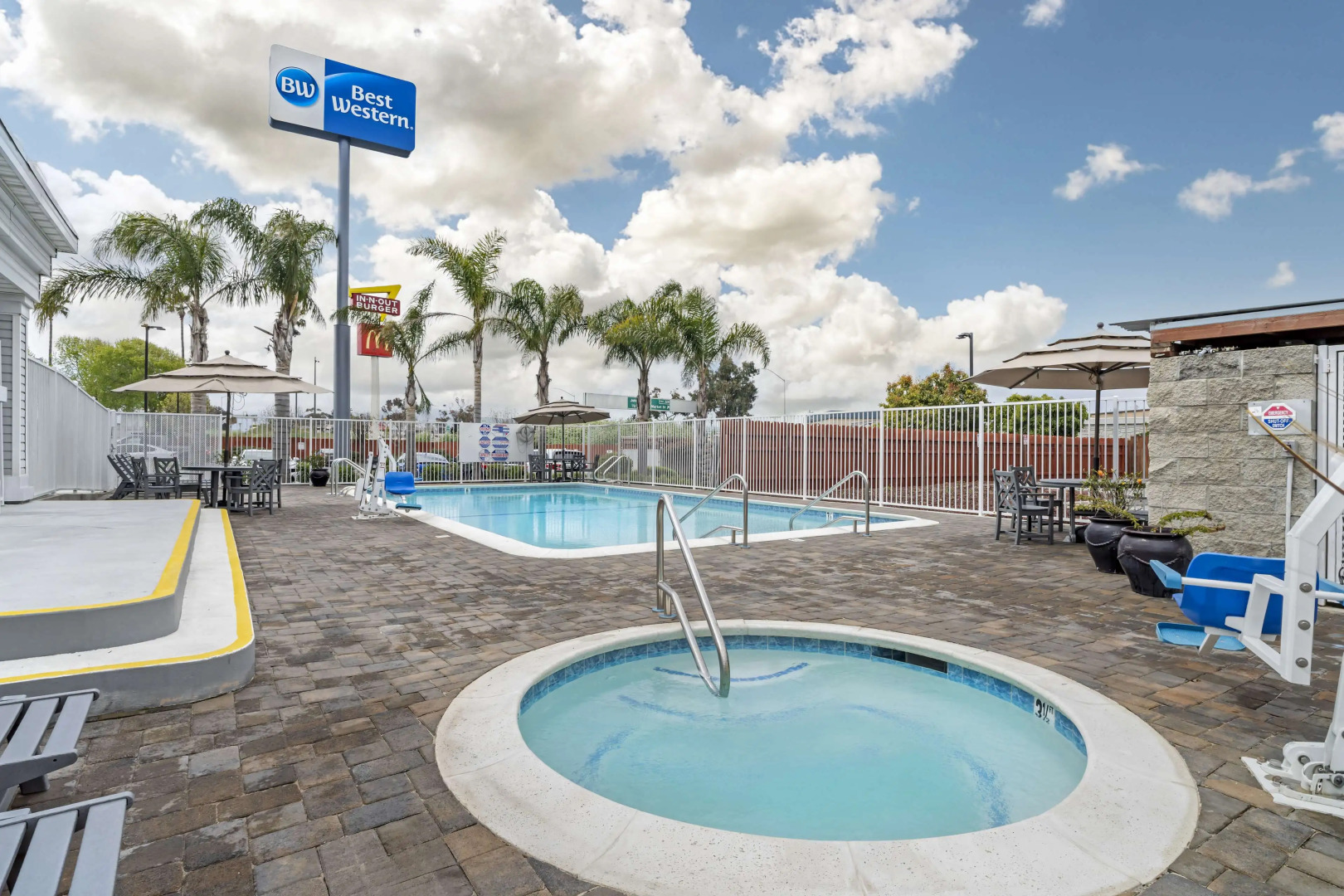 Best Western Salinas Monterey Hotel
