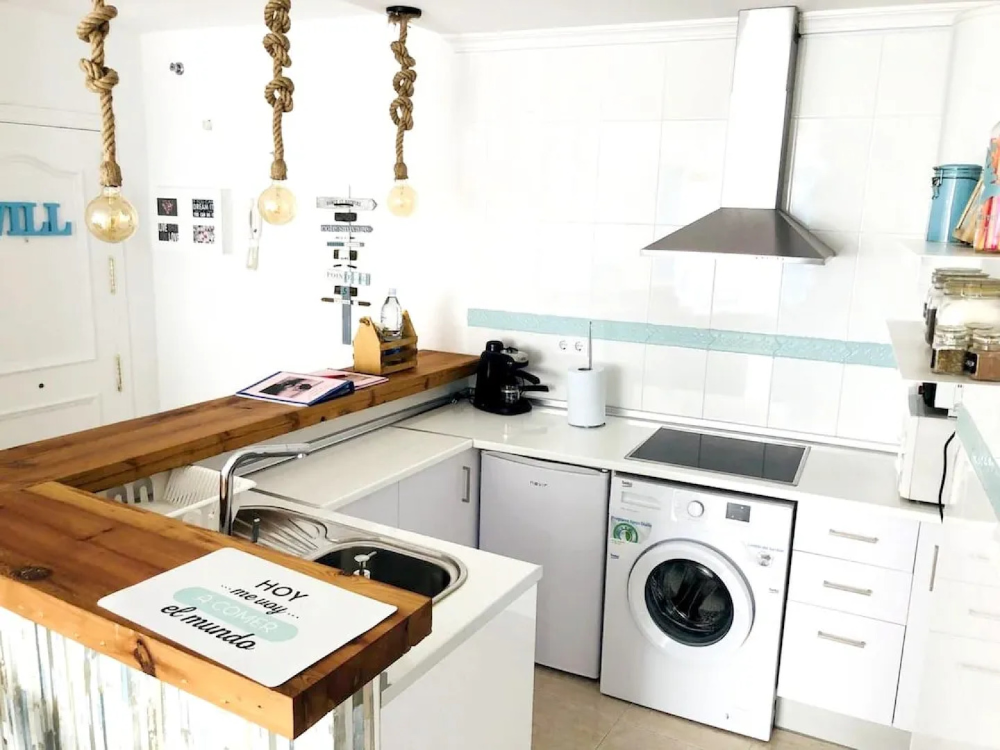 Apartment With one Bedroom in Torre de Benagalbón, With Wonderful sea View, Furnished Terrace and Wifi - Near the Beach